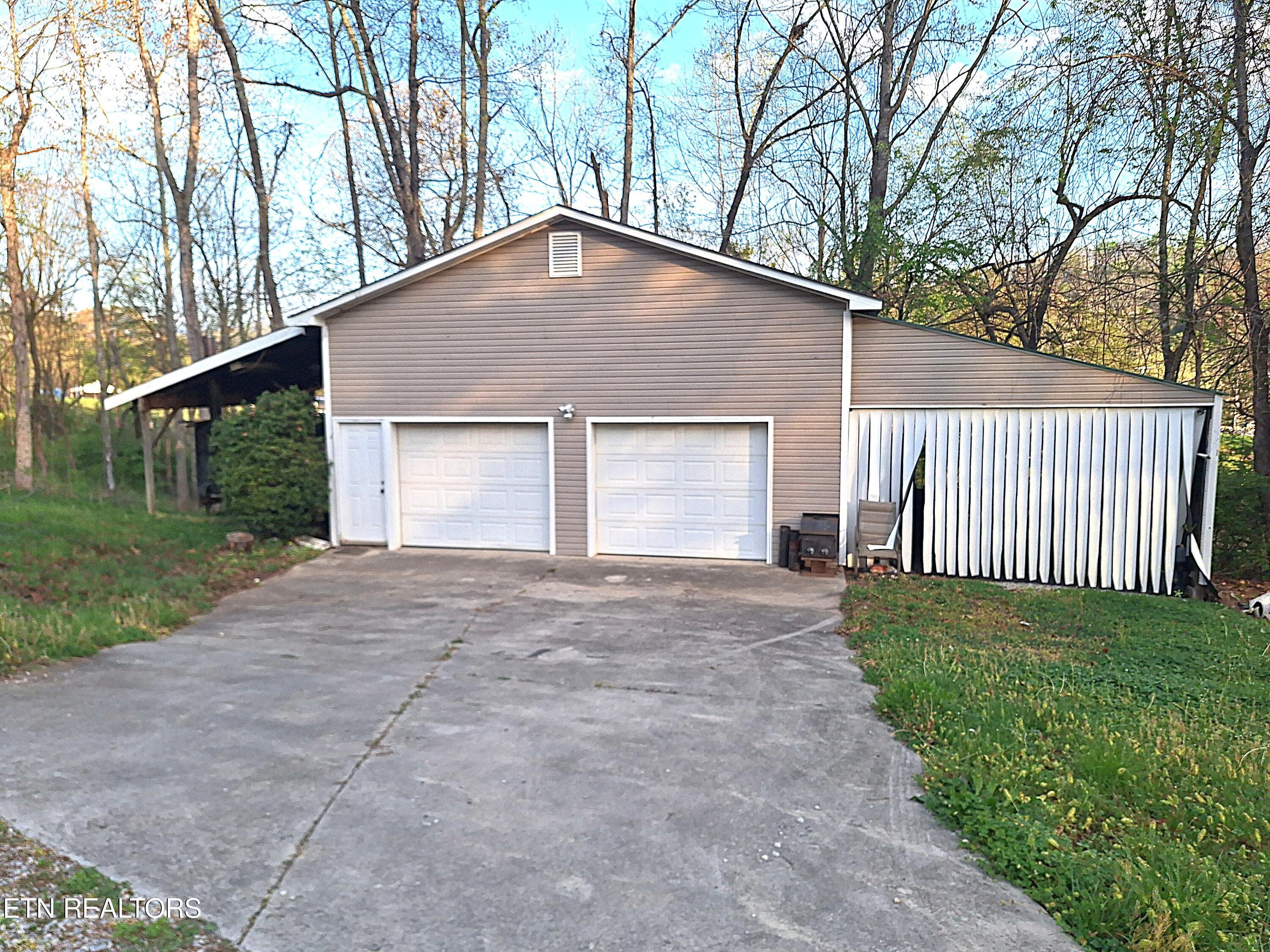 2381 Classic Way Powell TN 37849