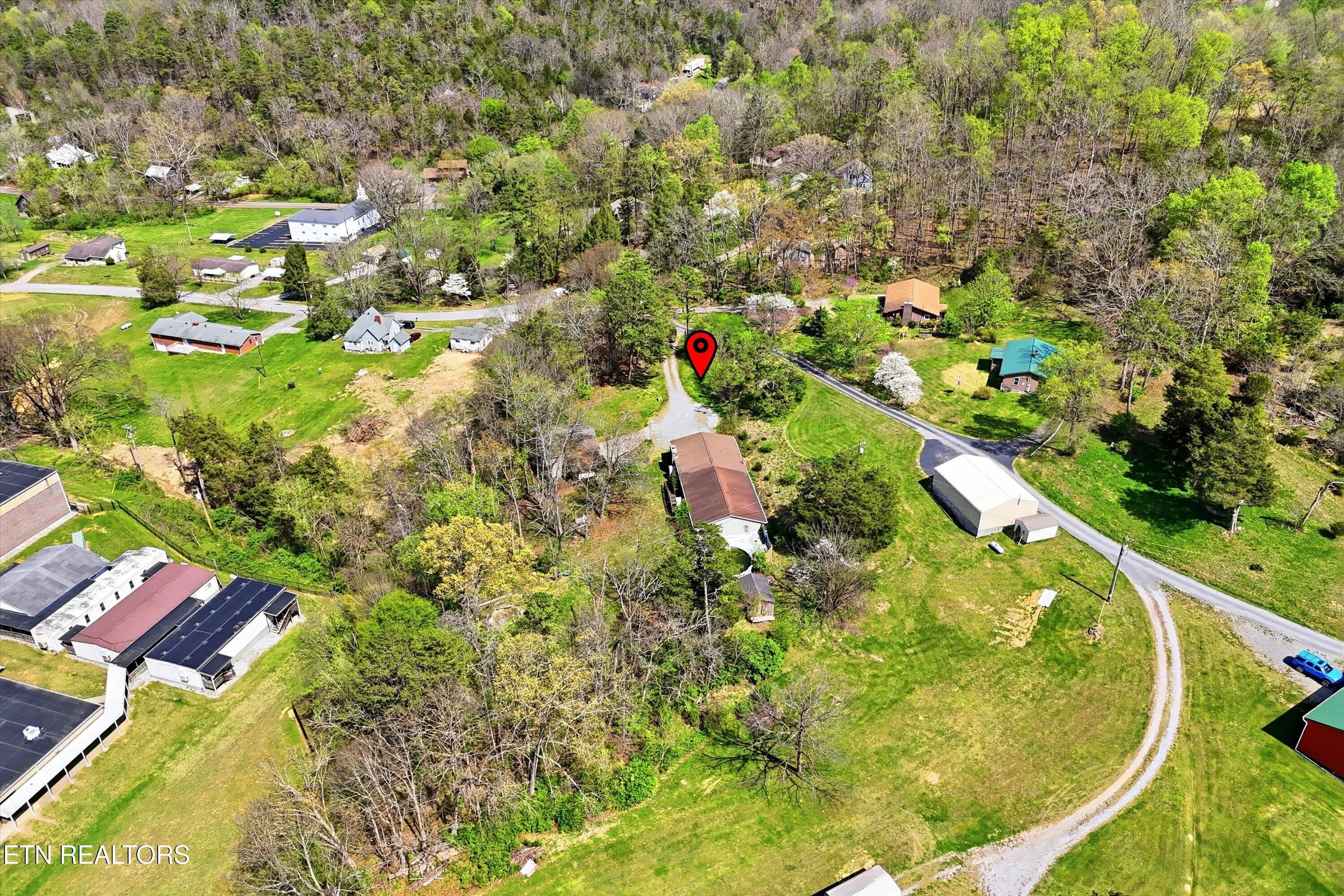 2381 Classic Way Powell TN 37849