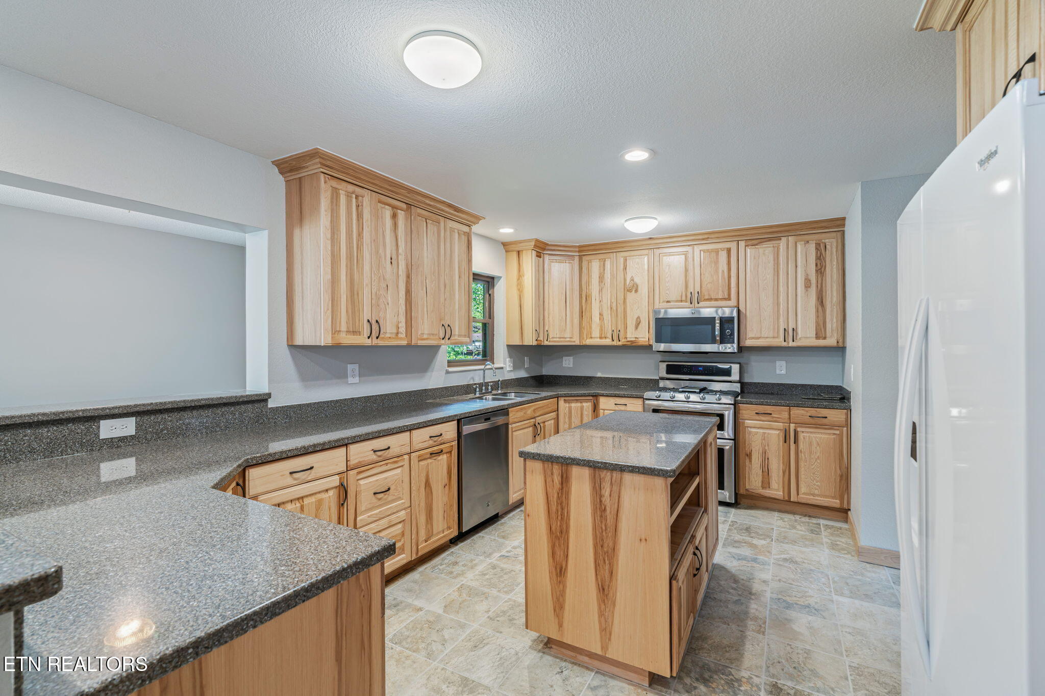 206 Lakeview Lane Oak Ridge TN 37830