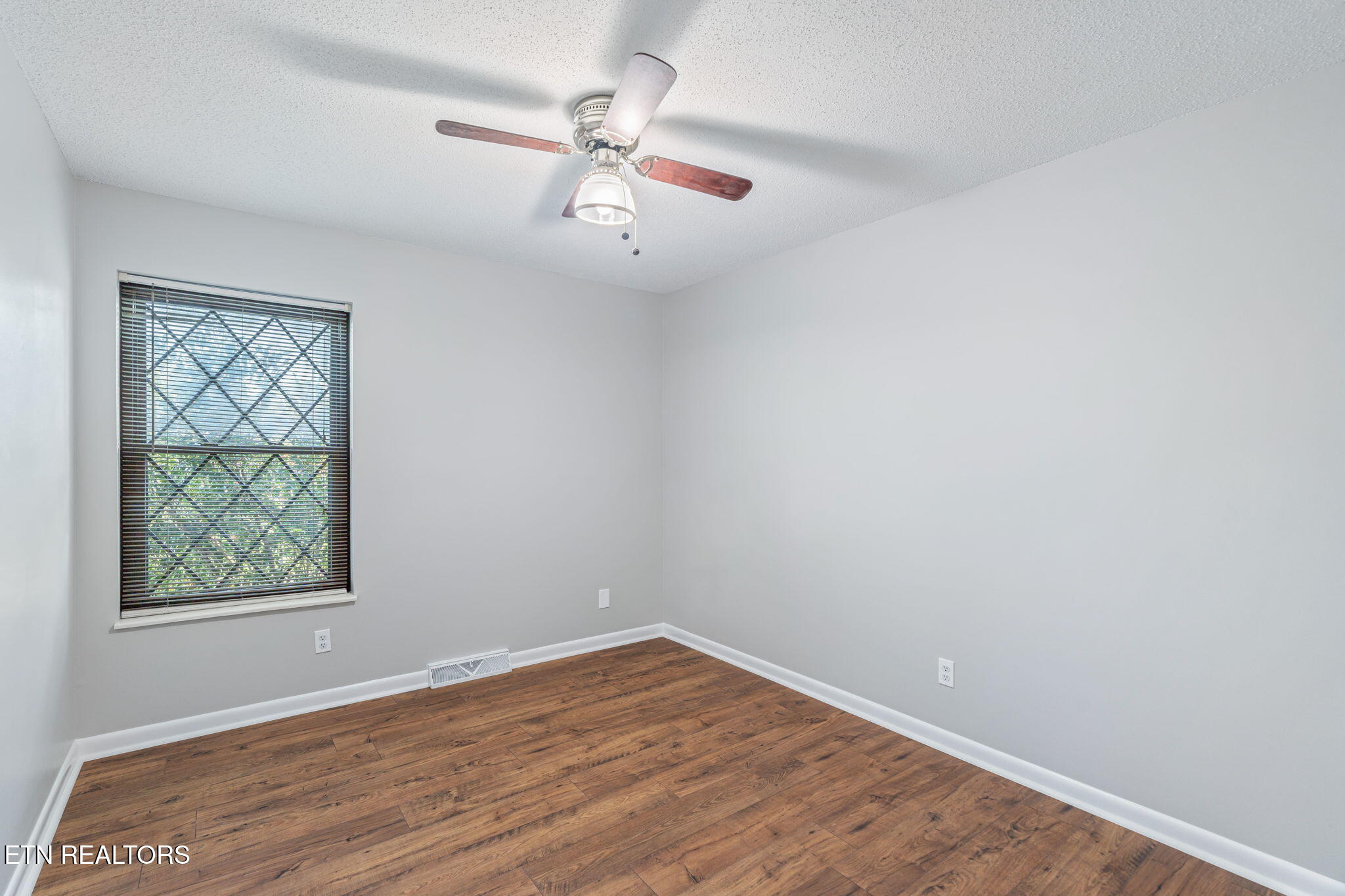 206 Lakeview Lane Oak Ridge TN 37830