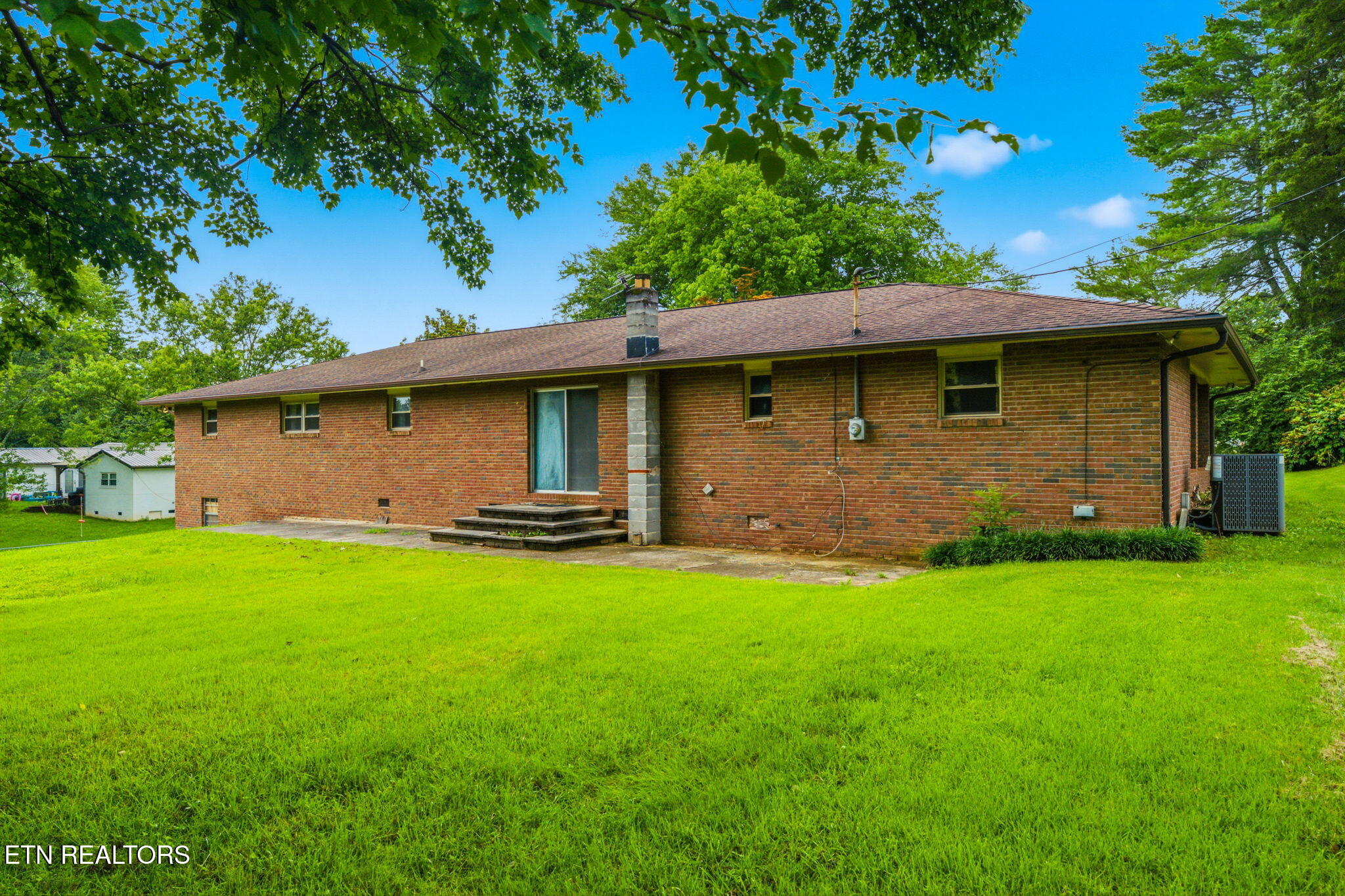 2866 Williams Ferry Road Lenoir City TN 37771