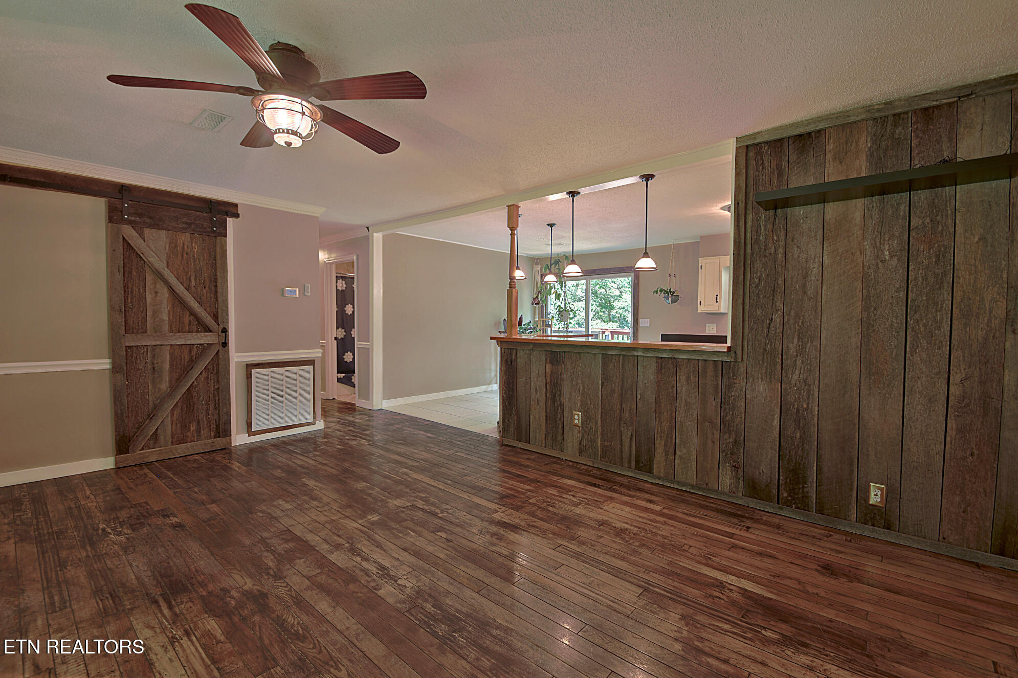 700 Lake Forest Drive Lenoir City TN 37772