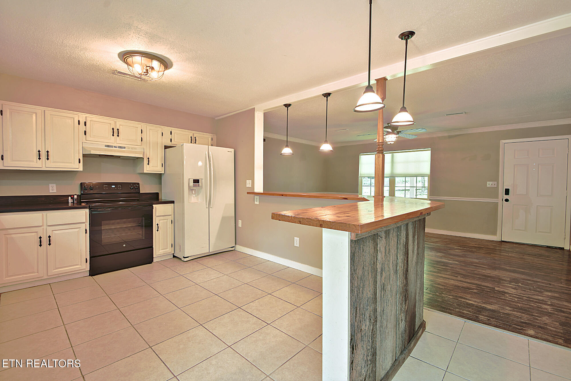 700 Lake Forest Drive Lenoir City TN 37772