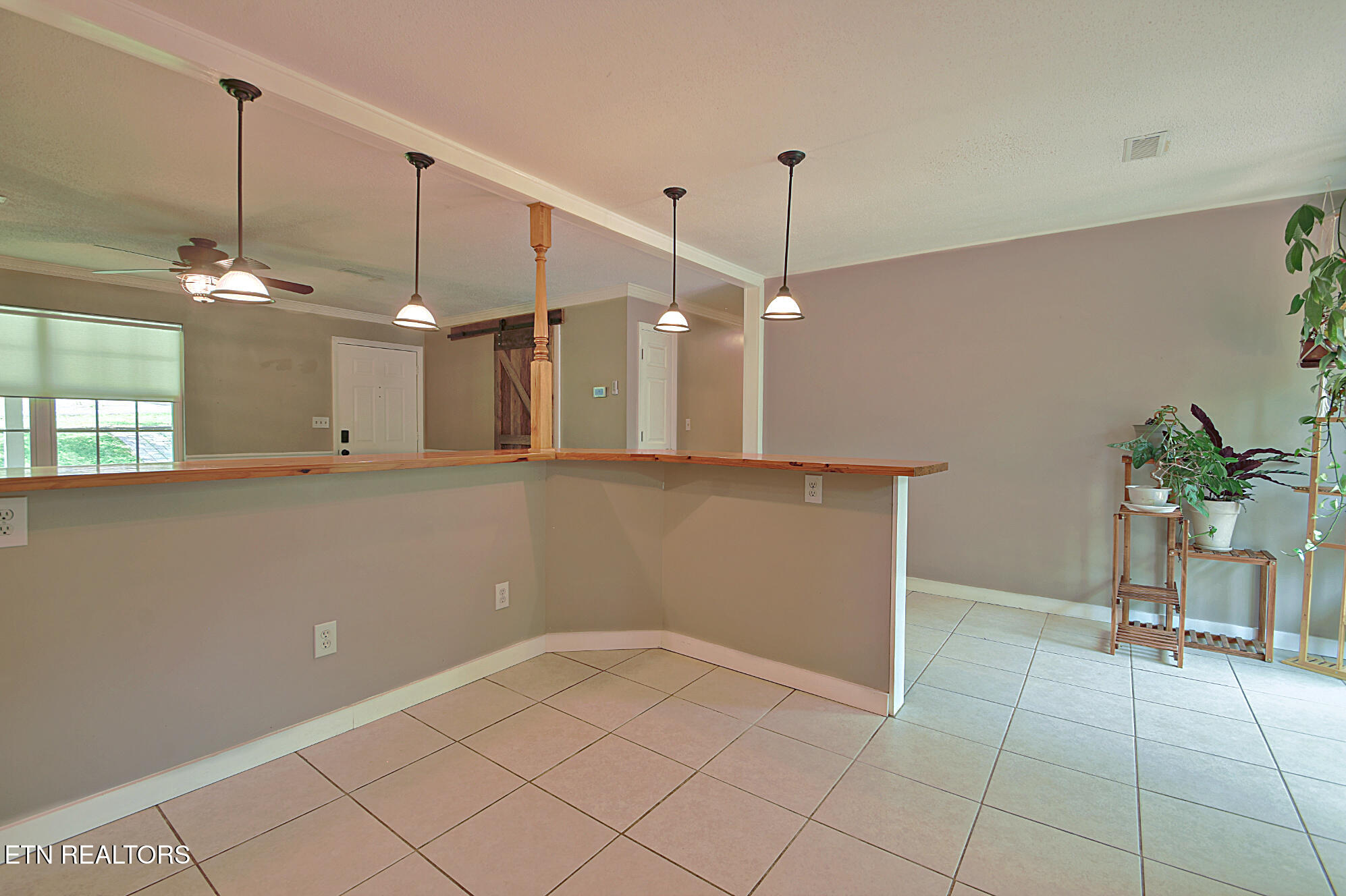 700 Lake Forest Drive Lenoir City TN 37772