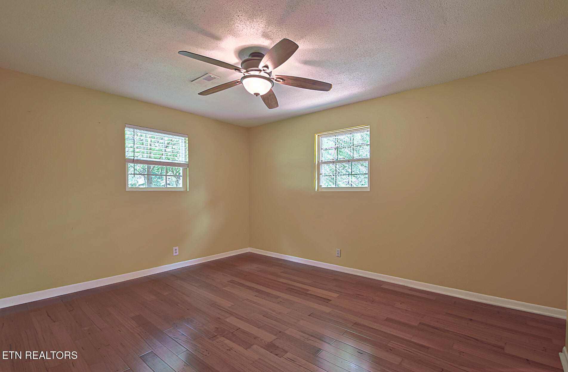 700 Lake Forest Drive Lenoir City TN 37772