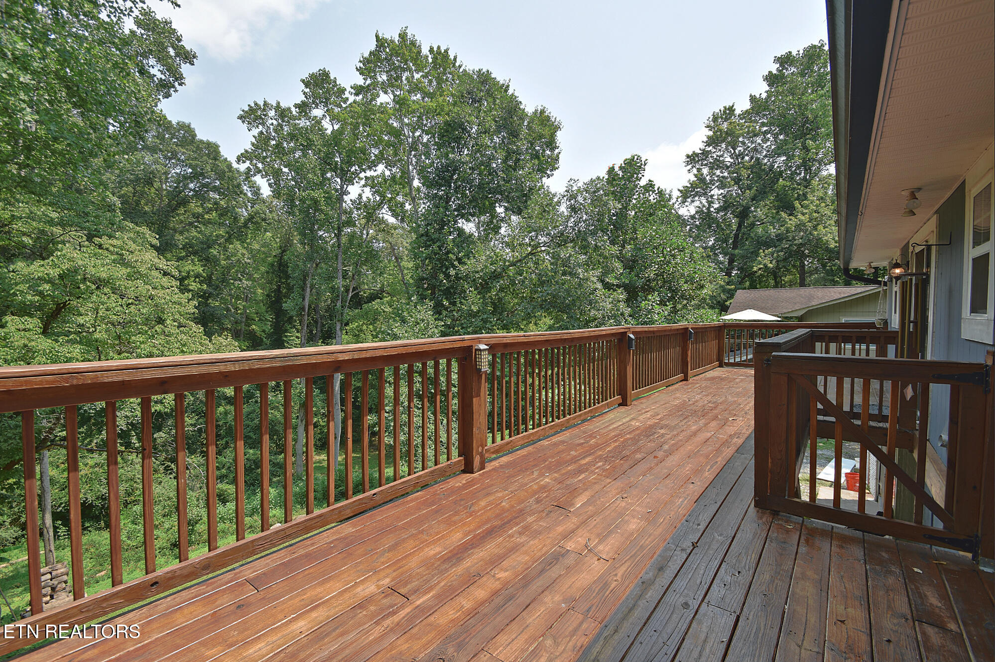 700 Lake Forest Drive Lenoir City TN 37772