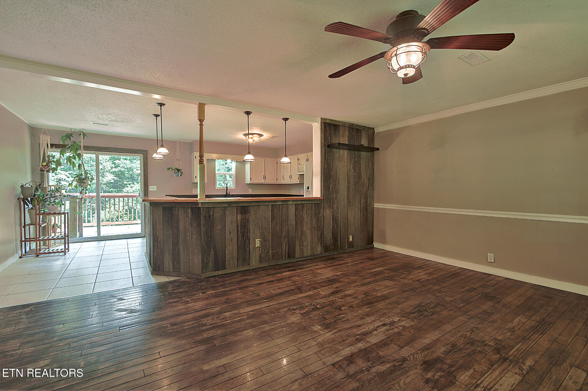 700 Lake Forest Drive Lenoir City TN 37772