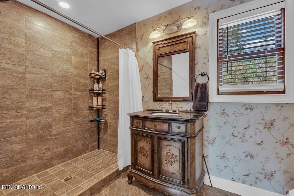 160 Eagles Bluff Circle Spencer TN 38585