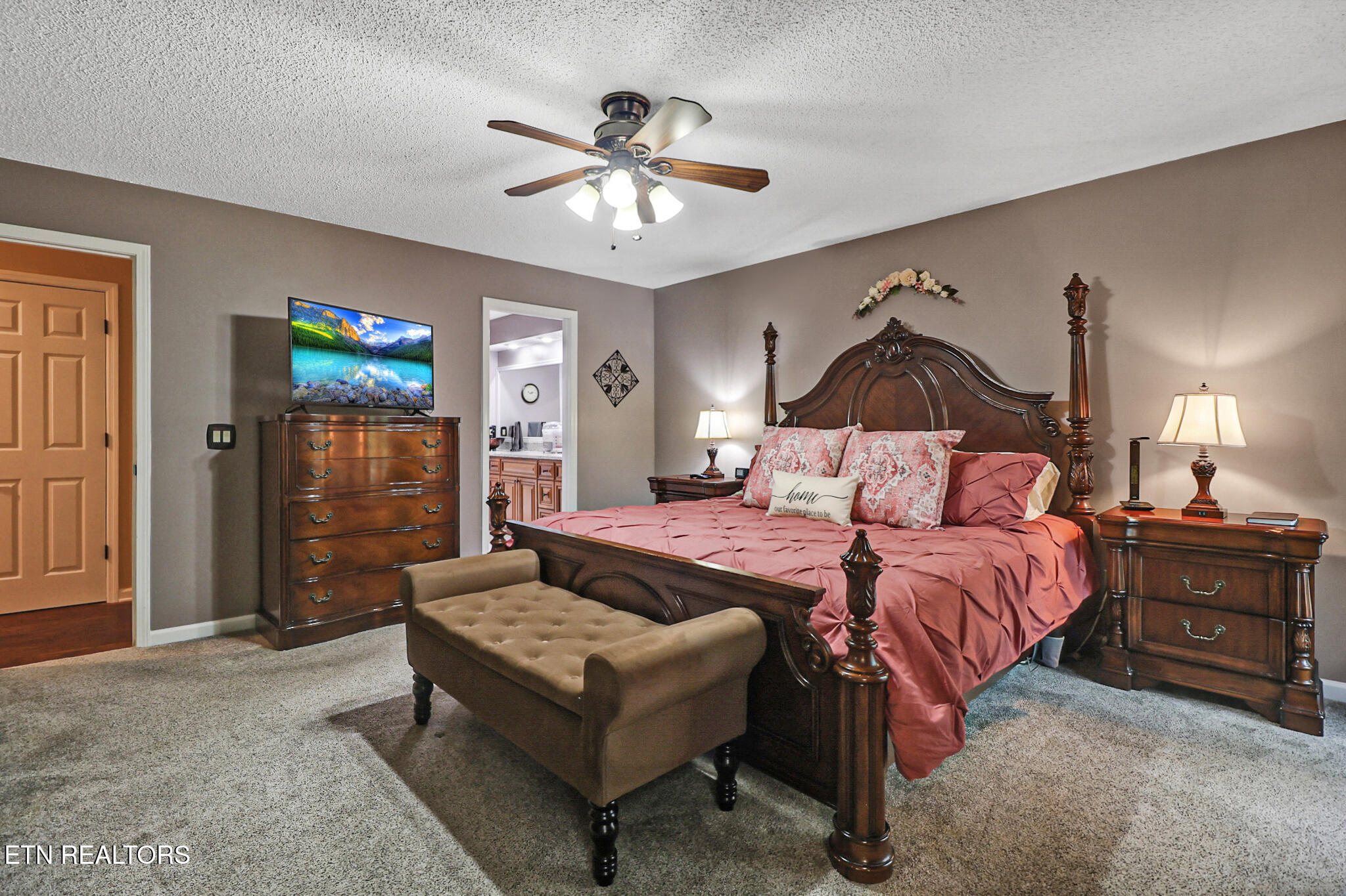 19 Claremont Circle Fairfield Glade TN 38558