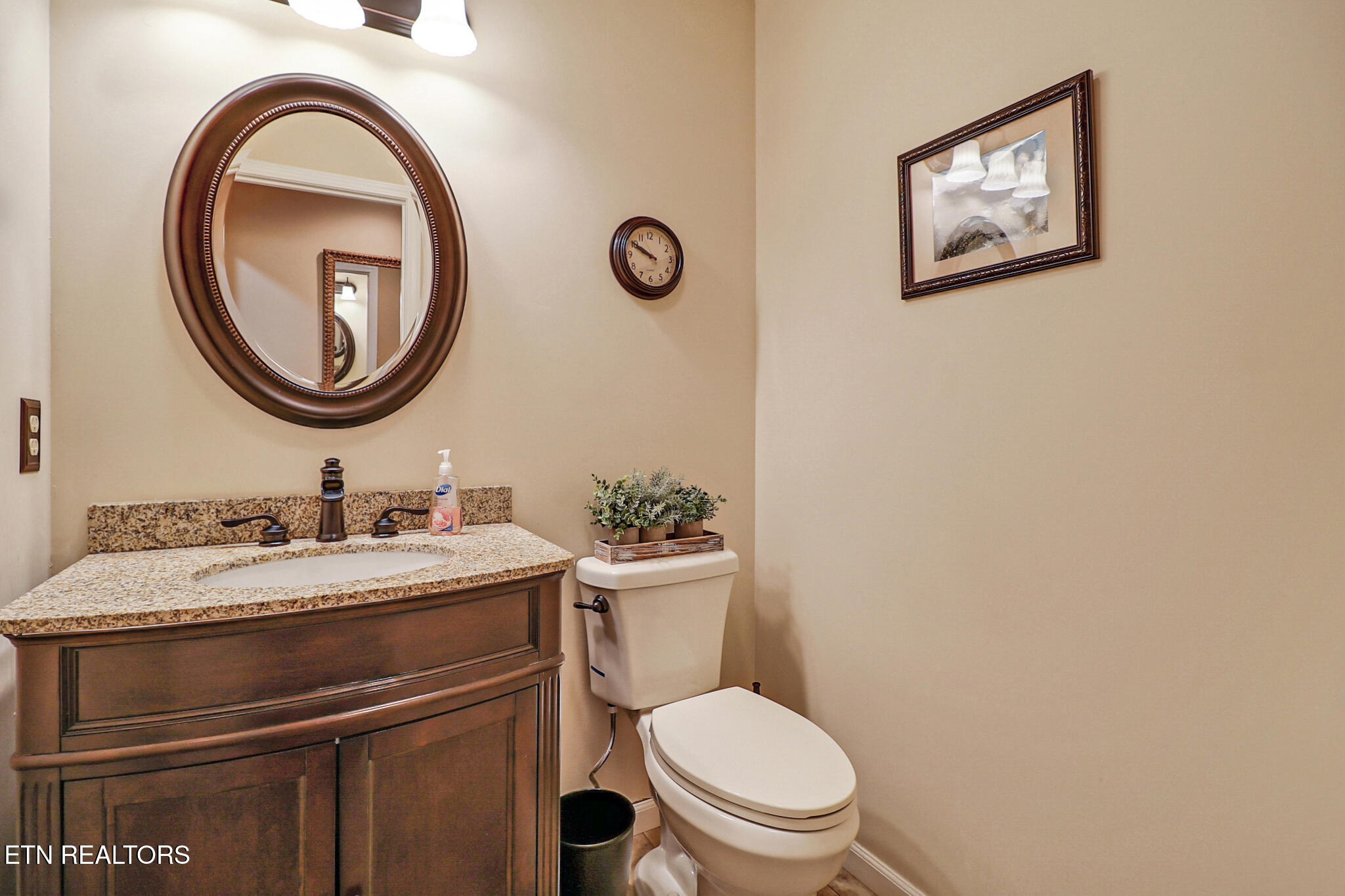 19 Claremont Circle Fairfield Glade TN 38558
