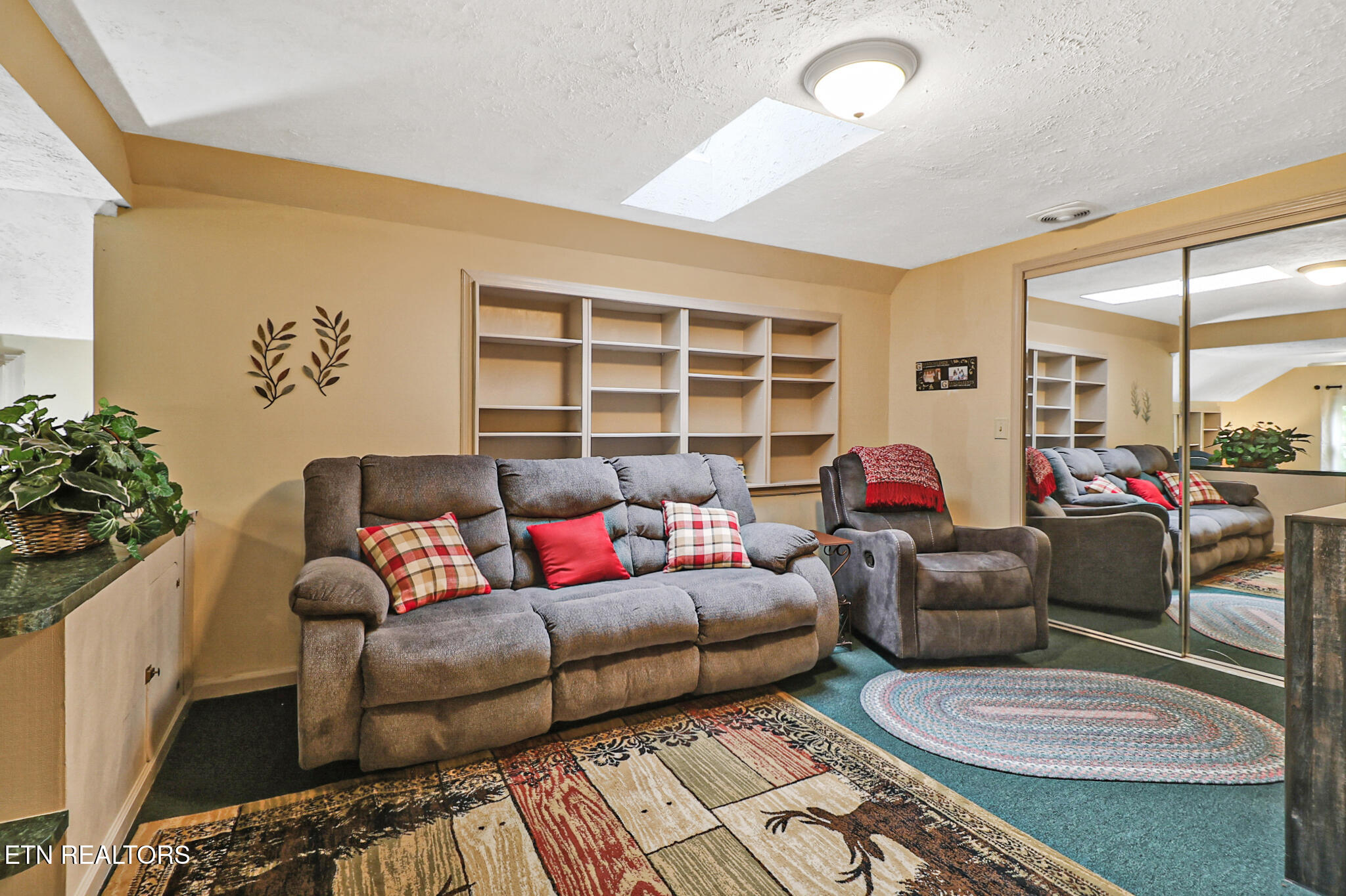 19 Claremont Circle Fairfield Glade TN 38558