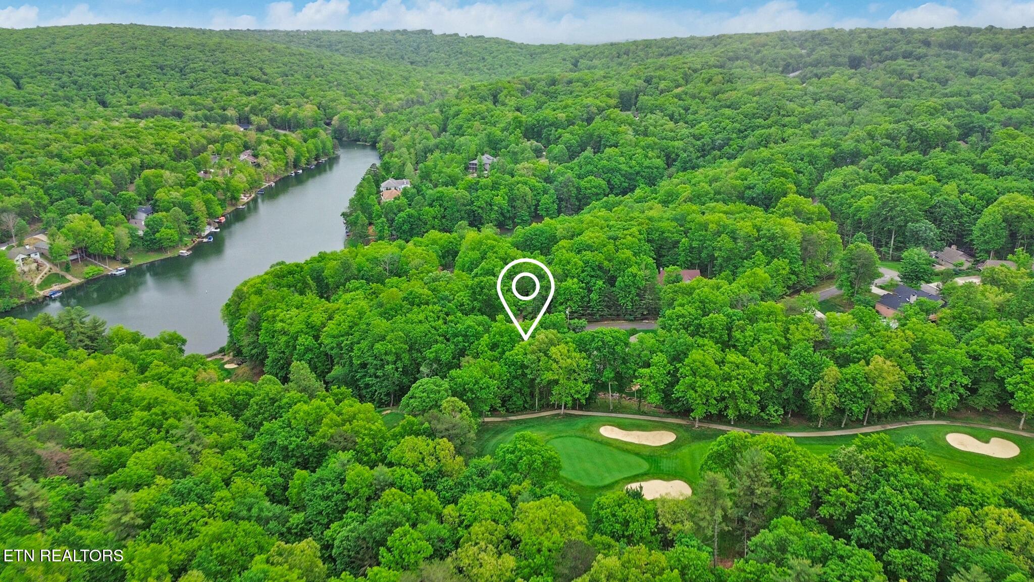 19 Claremont Circle Fairfield Glade TN 38558