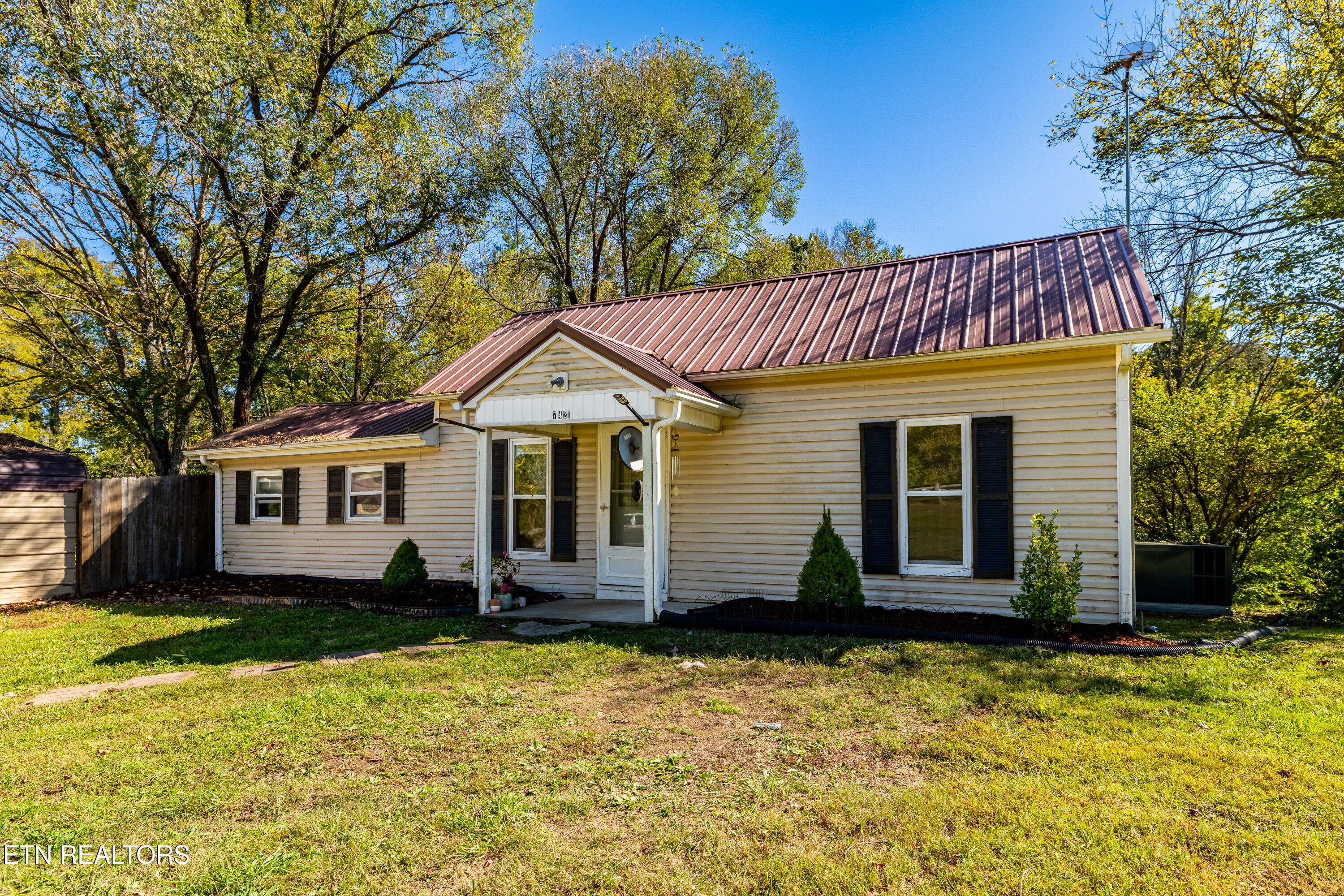 7421 Sevierville Pike Knoxville TN 37920