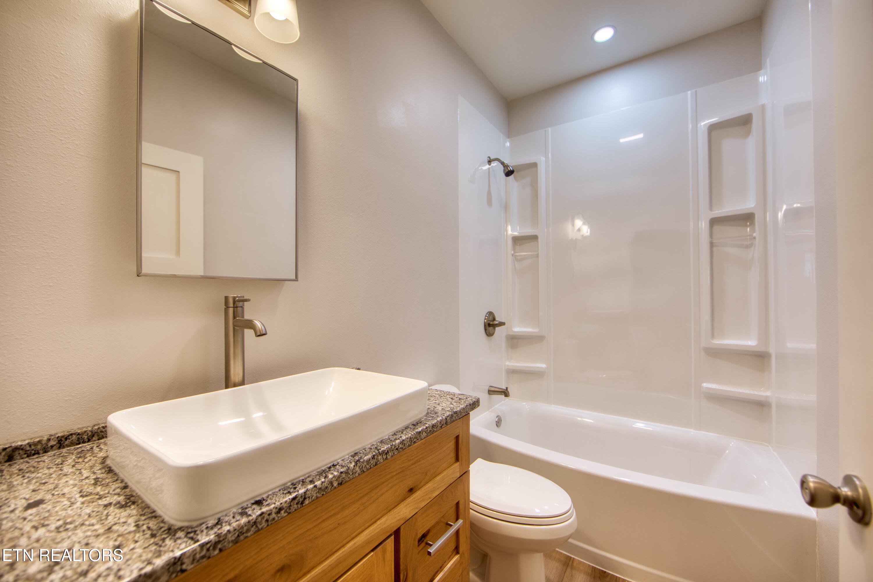 760 Rockview Road Jamestown TN 38556