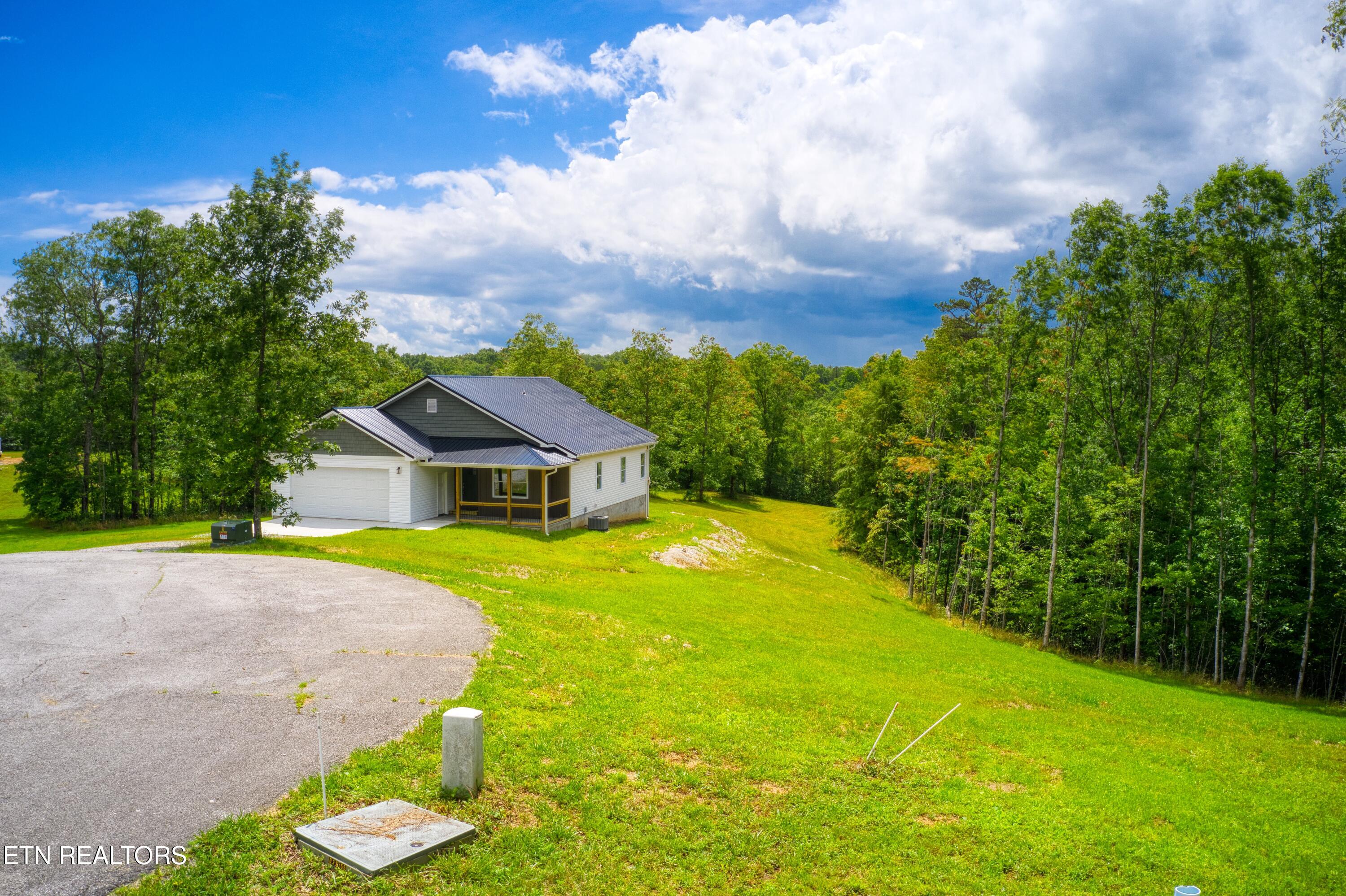 760 Rockview Road Jamestown TN 38556
