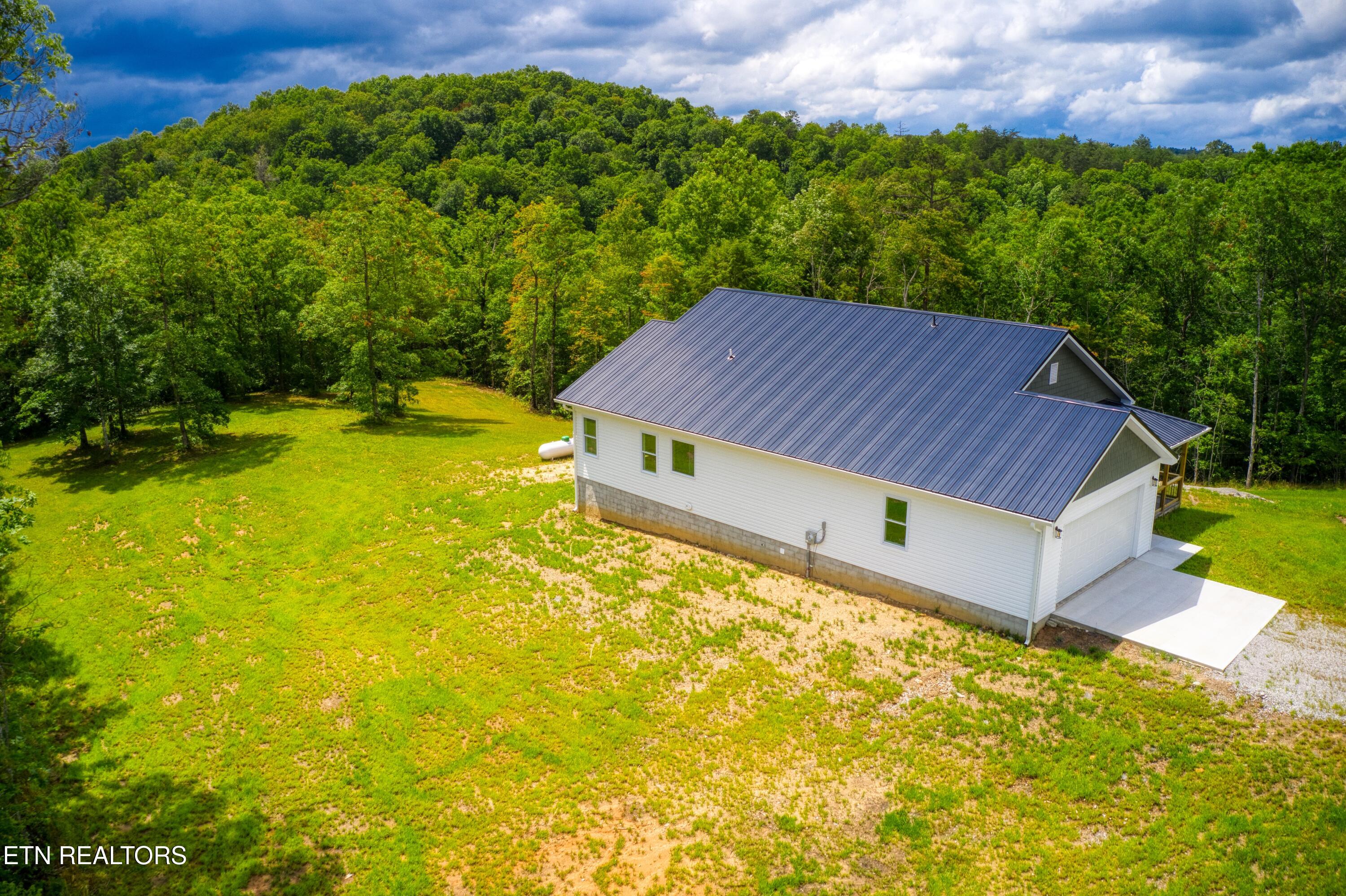 760 Rockview Road Jamestown TN 38556