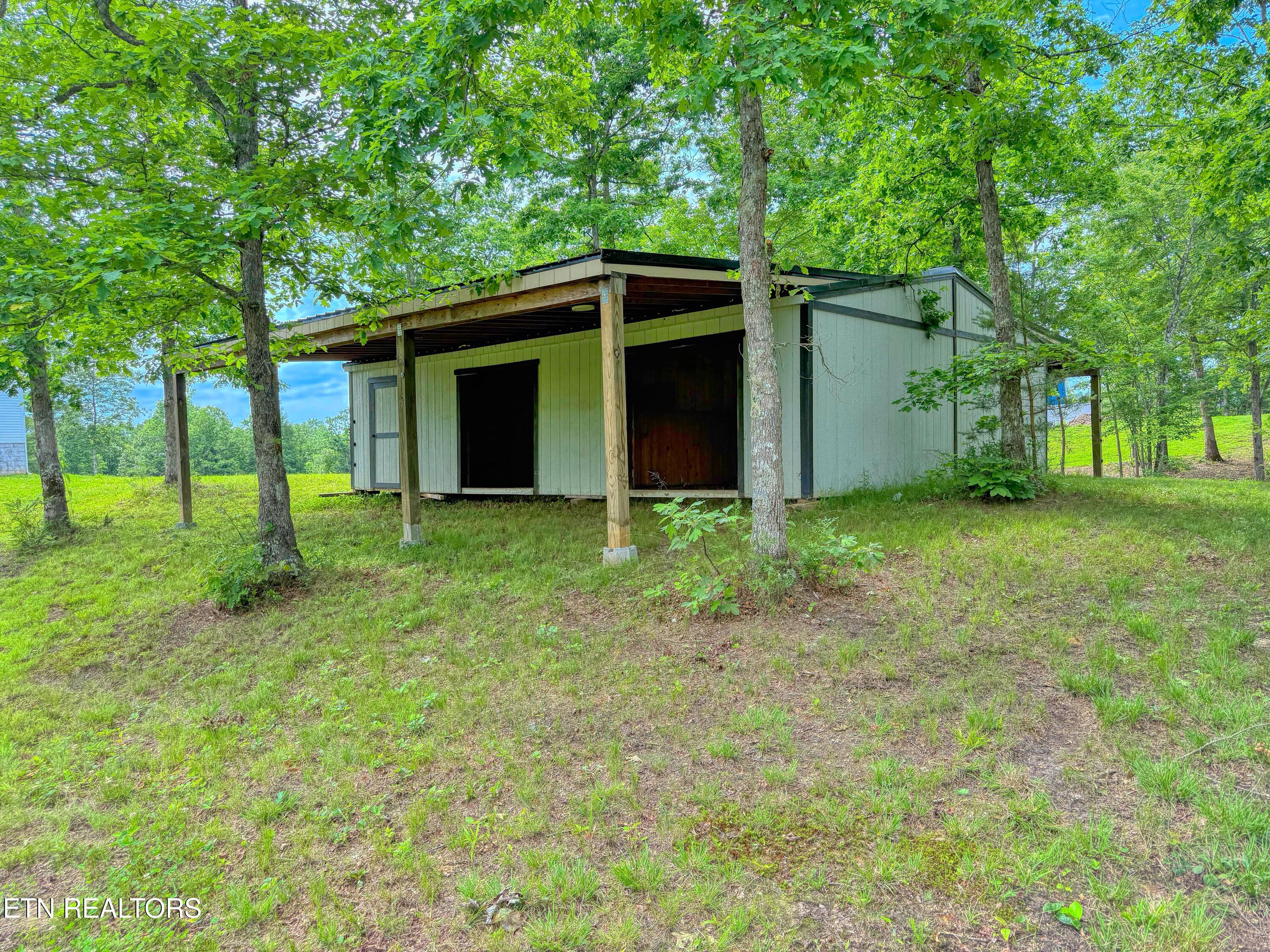 760 Rockview Road Jamestown TN 38556