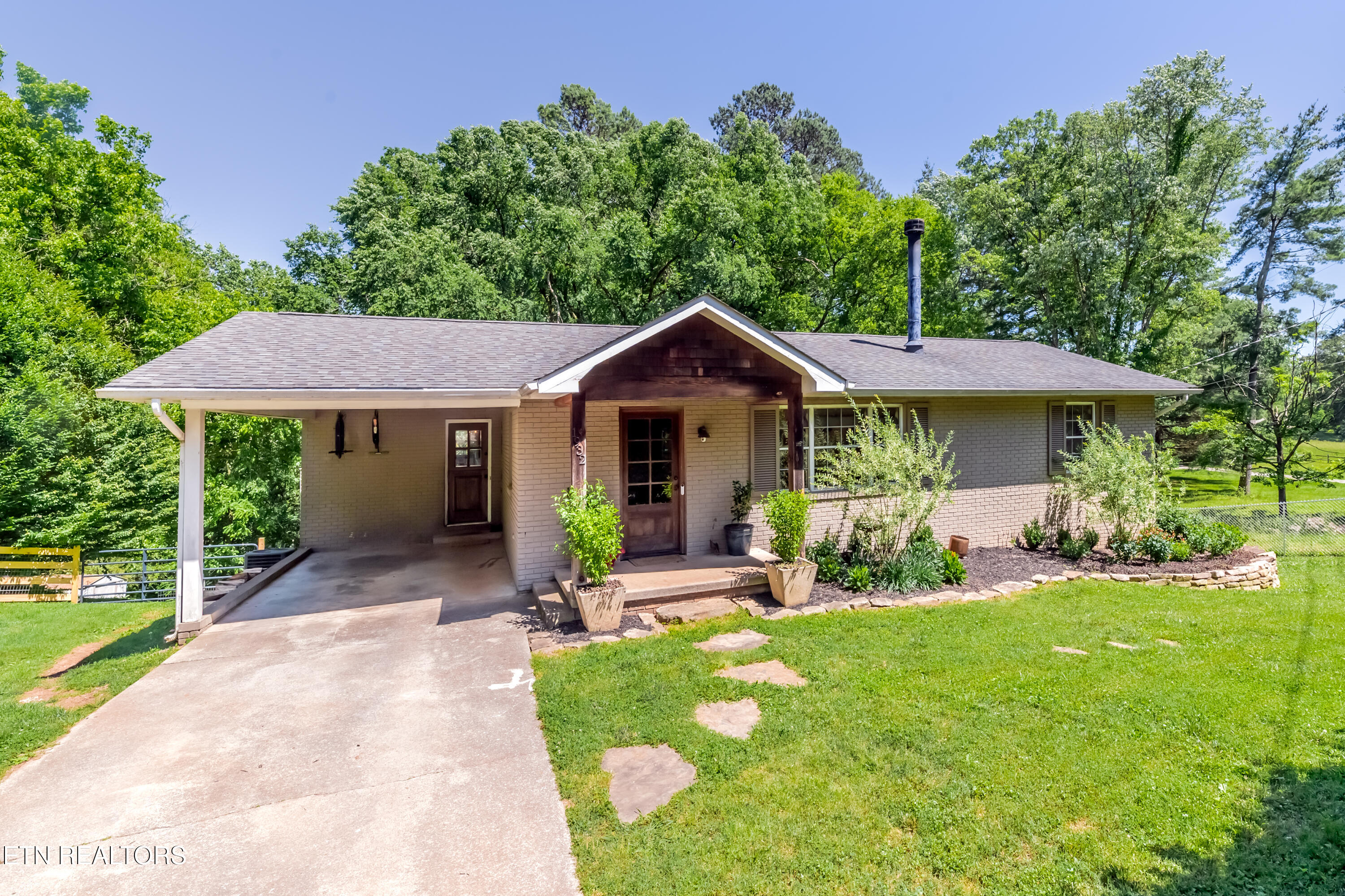 1932 Duncan Road Knoxville TN 37919
