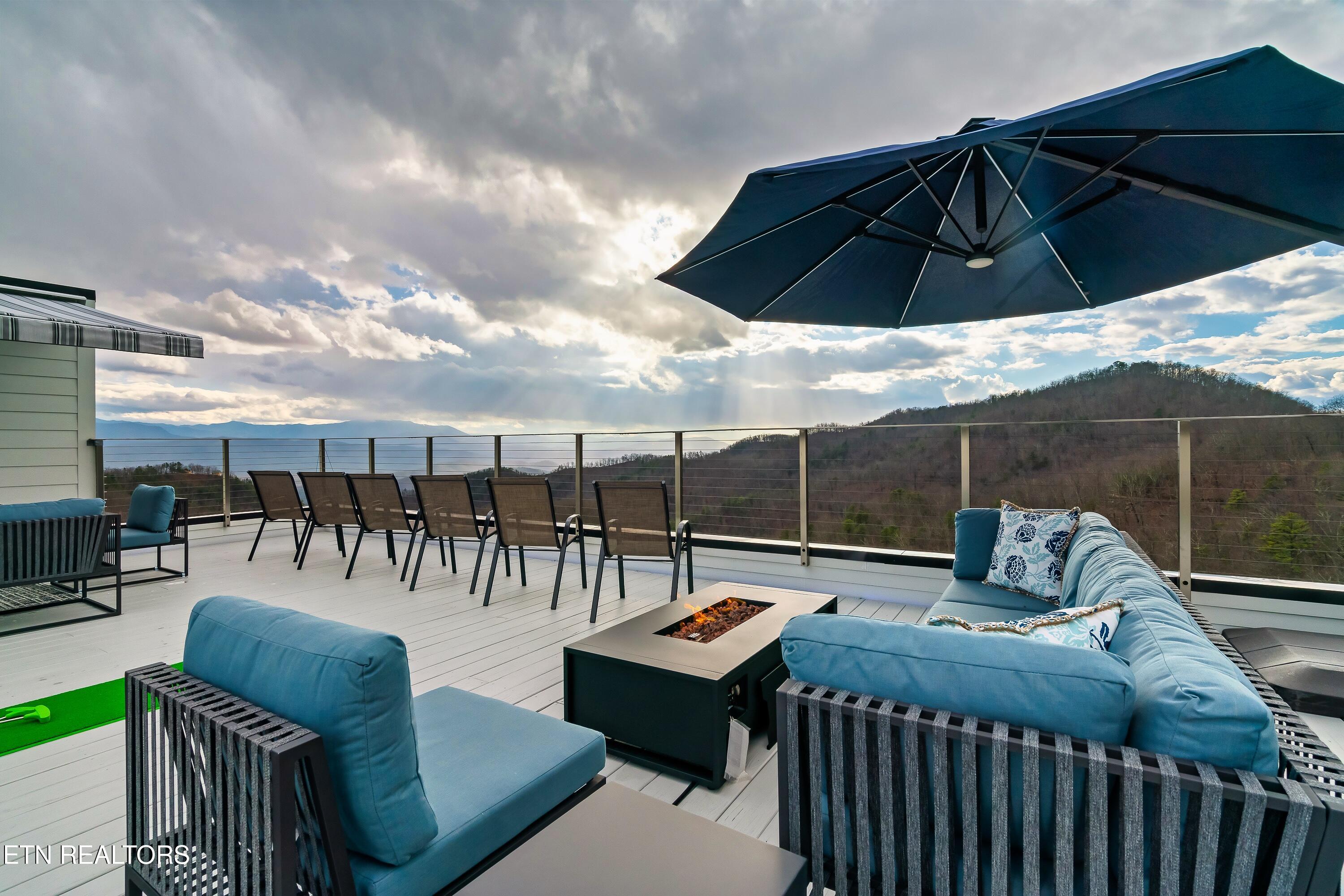 713 John Sevier Drive Sevierville TN 37876