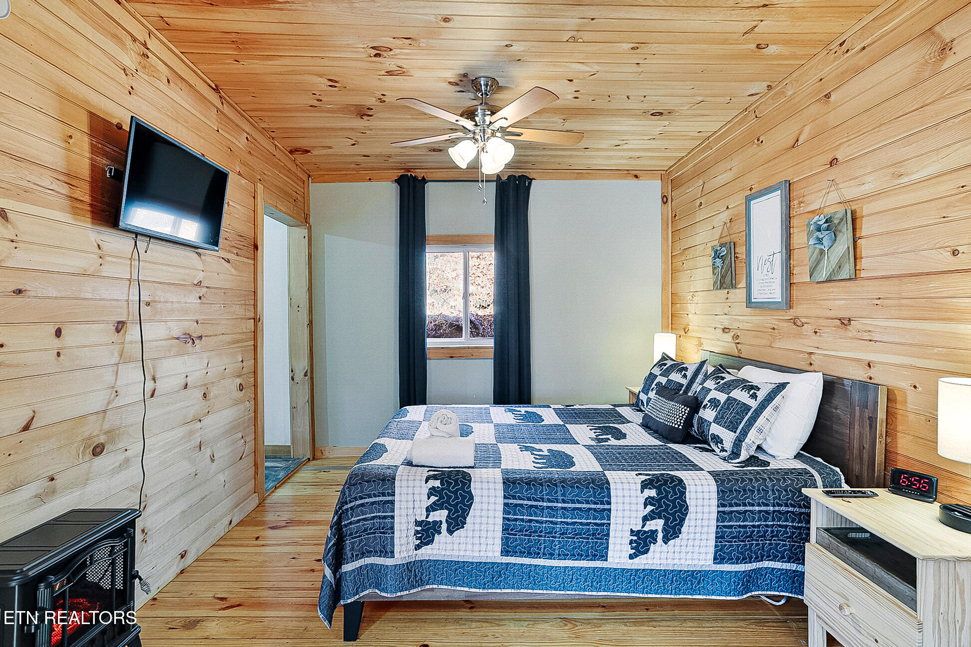 2592 Bluff Mountain Road Sevierville TN 37876