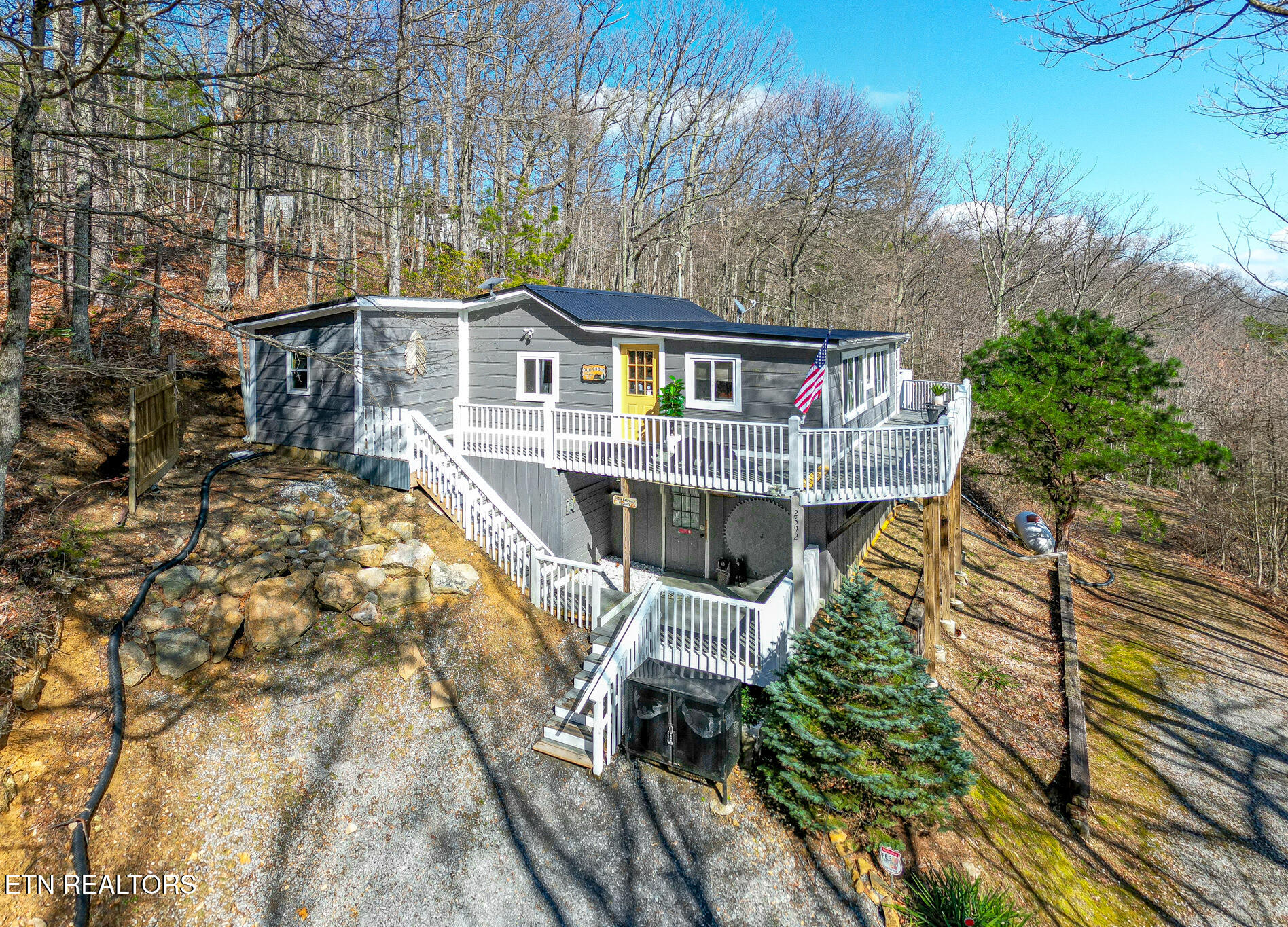 2592 Bluff Mountain Road Sevierville TN 37876