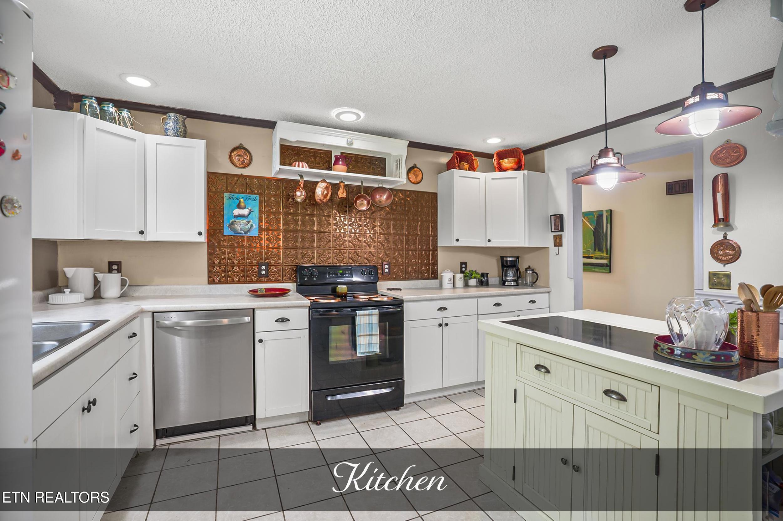 1561 Edgefield Court Cookeville TN 38506
