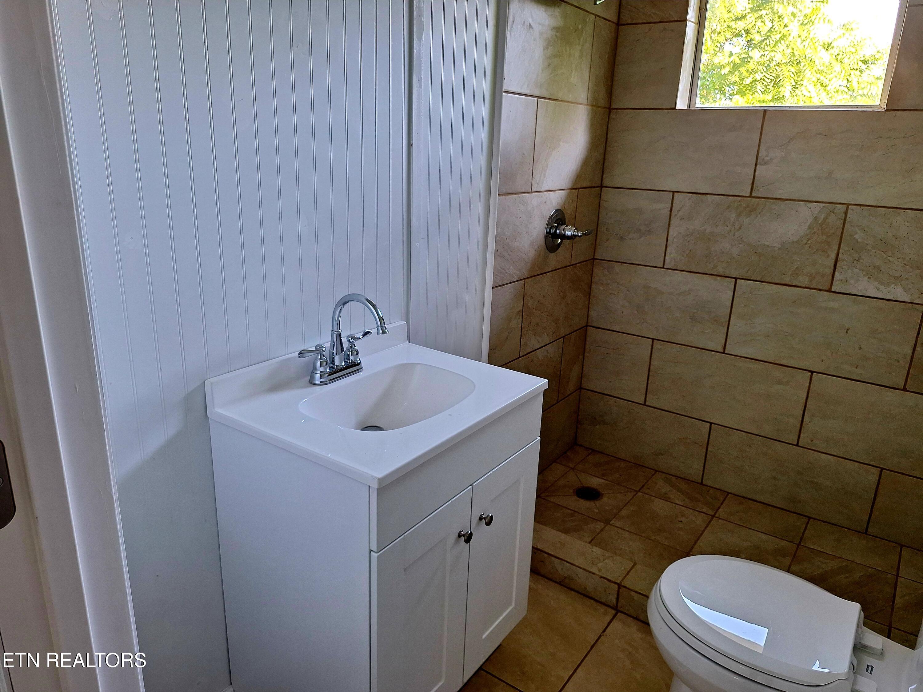 205 Harrill Street Madisonville TN 37354