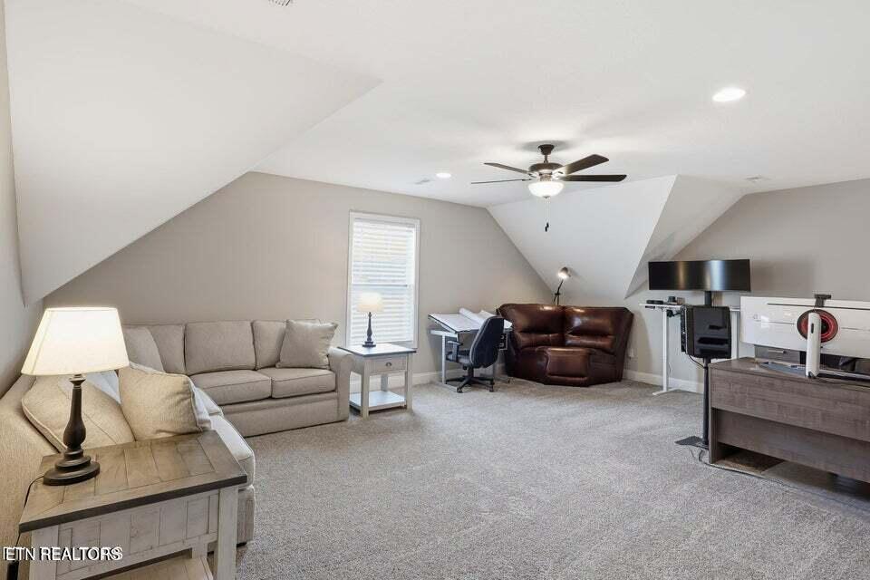 8529 Creek Valley Lane Knoxville TN 37931