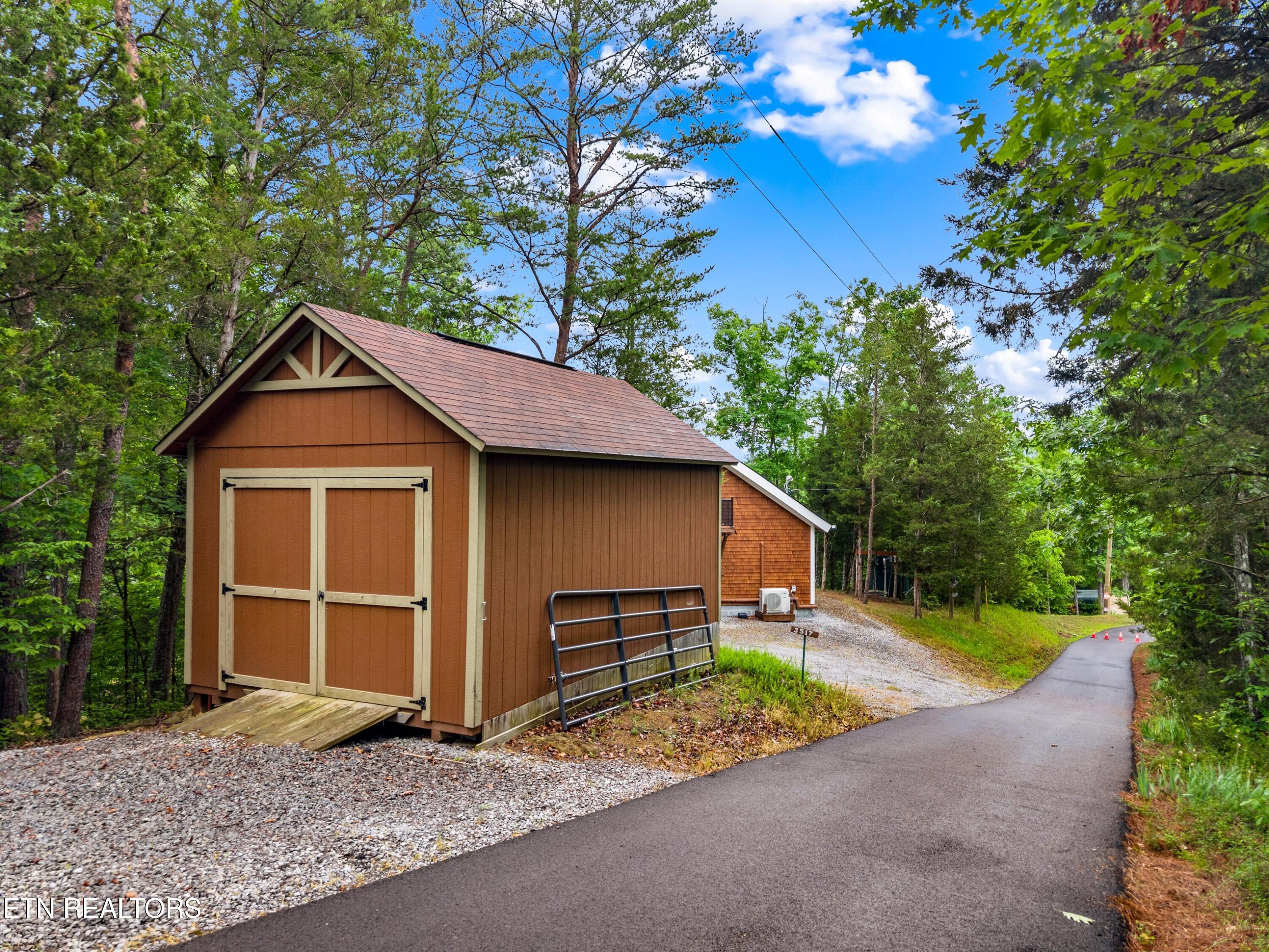 3517 Needles Way Sevierville TN 37876