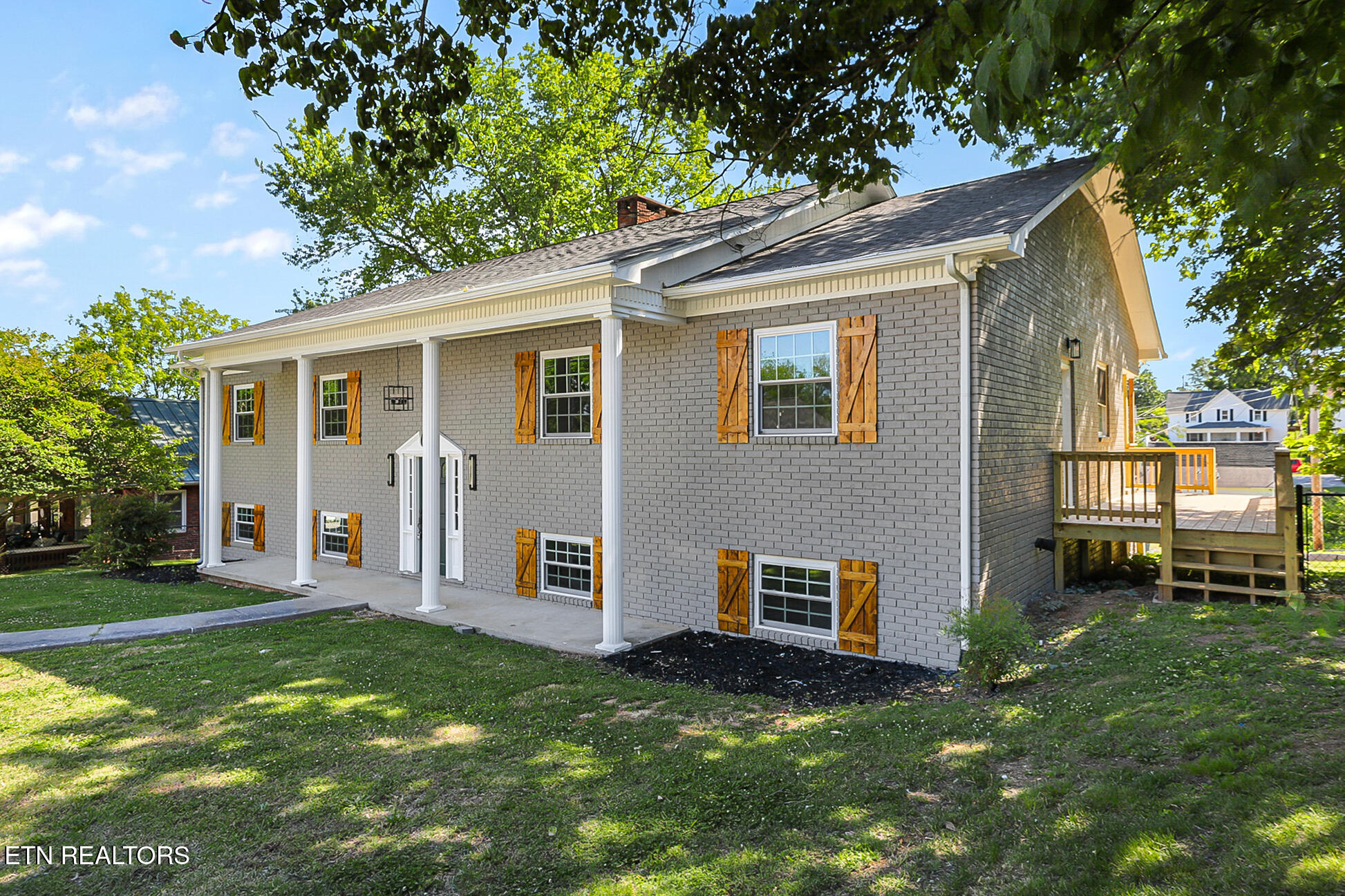 402 N A Street Lenoir City TN 37771