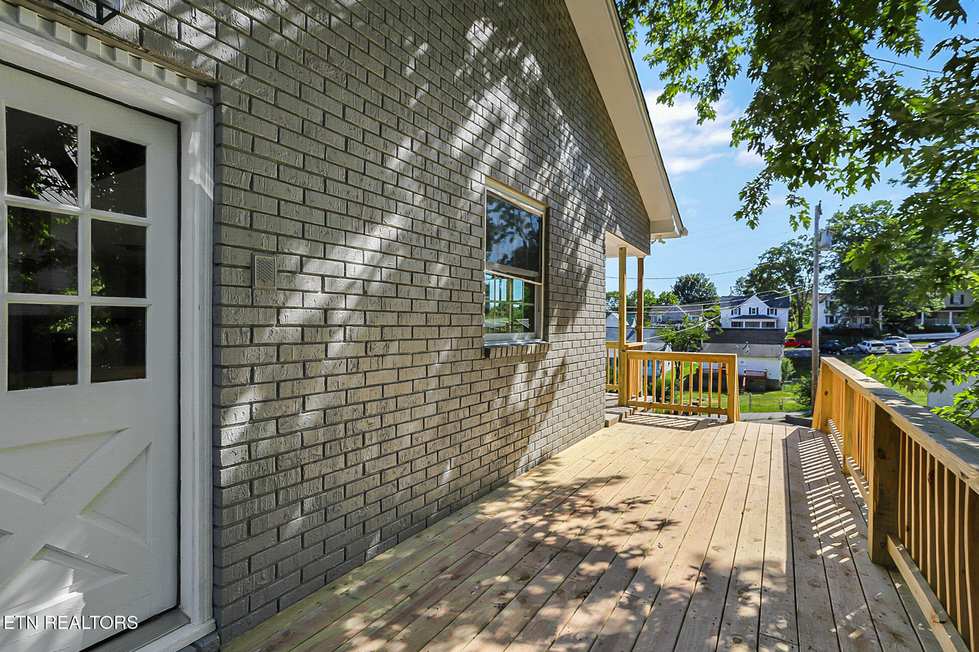 402 N A Street Lenoir City TN 37771