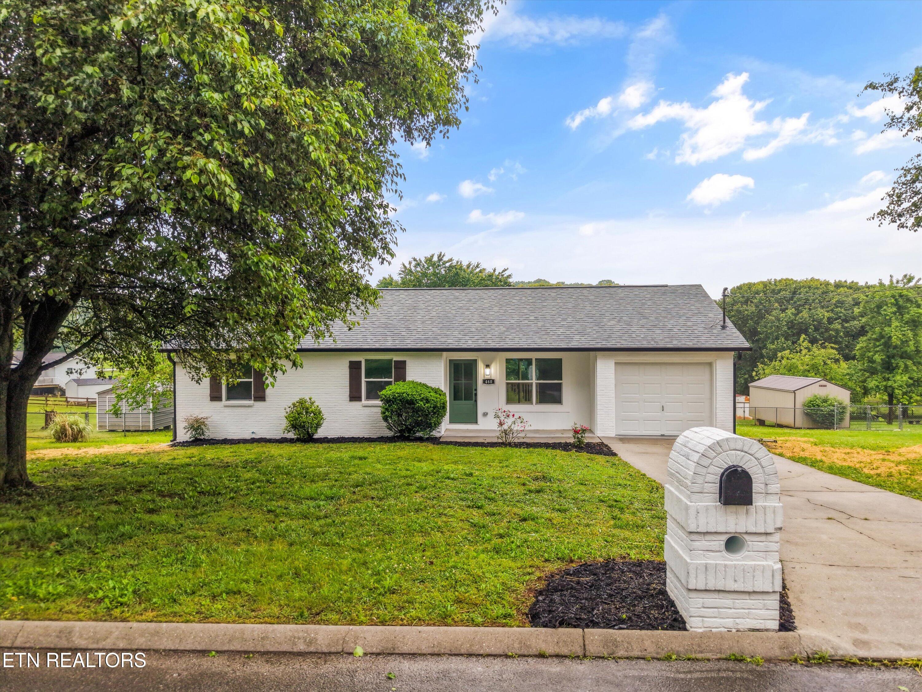 460 Anchor Drive Lenoir City TN 37771