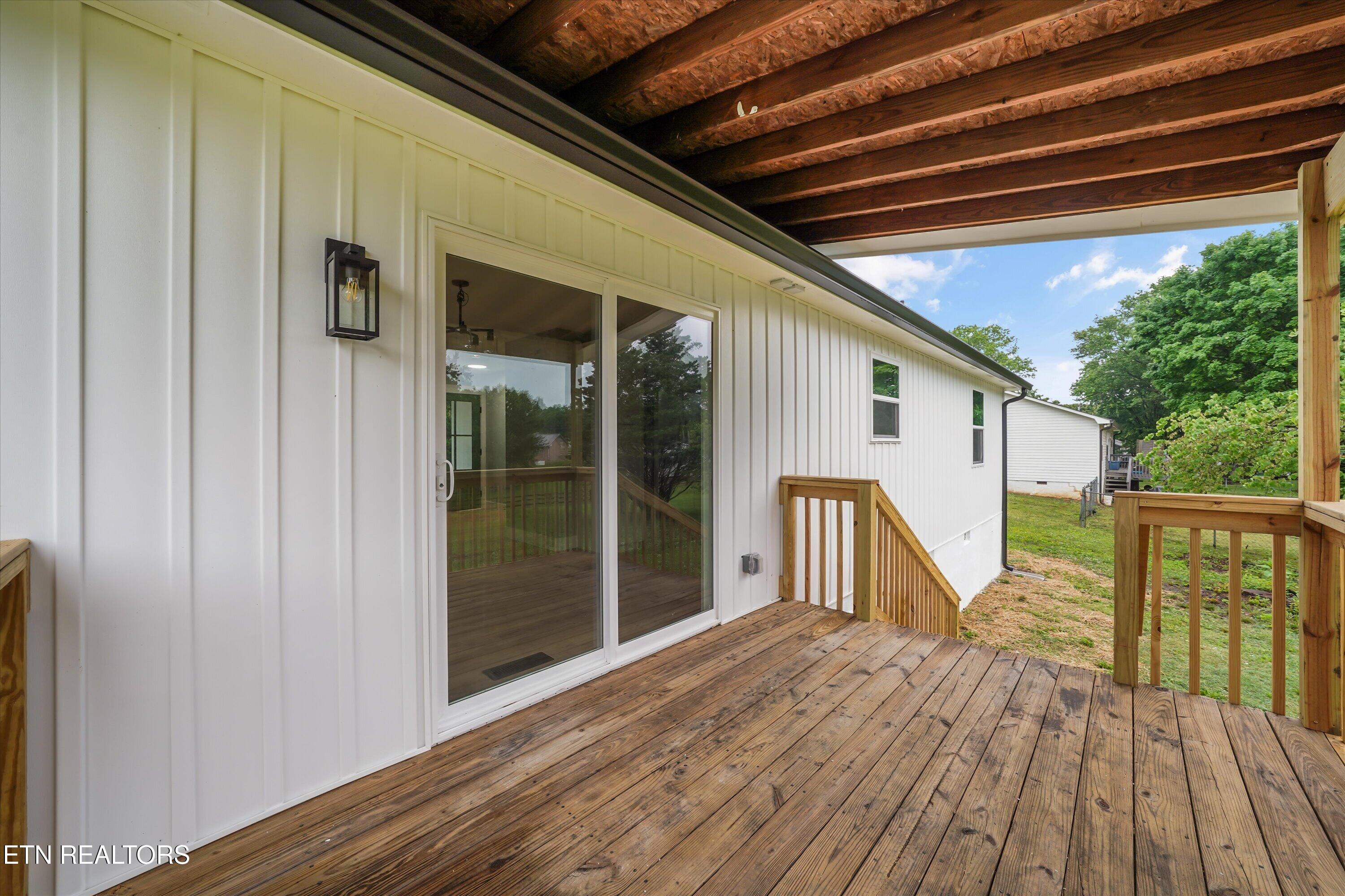 460 Anchor Drive Lenoir City TN 37771