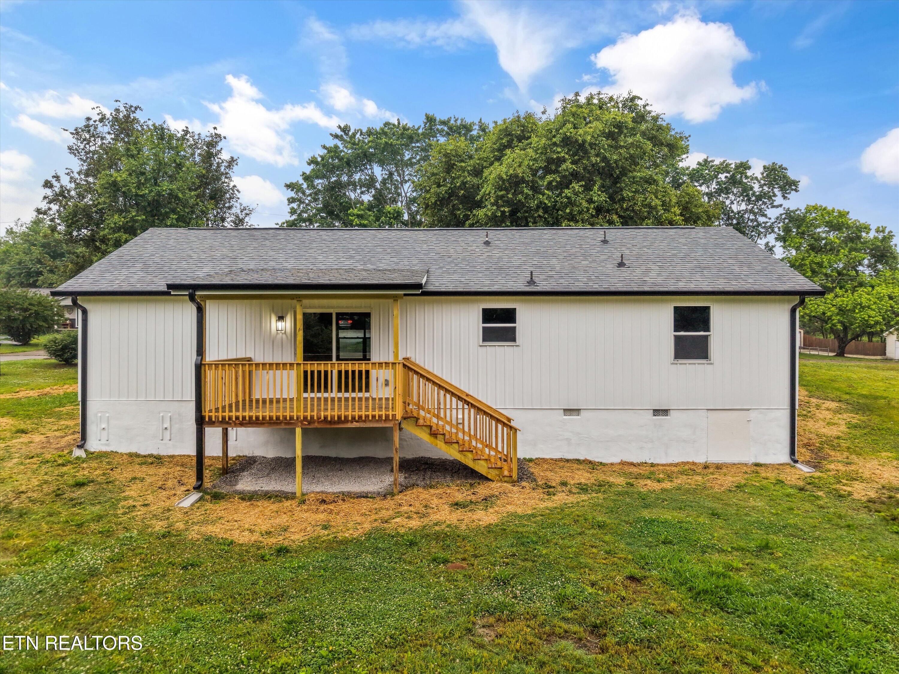 460 Anchor Drive Lenoir City TN 37771