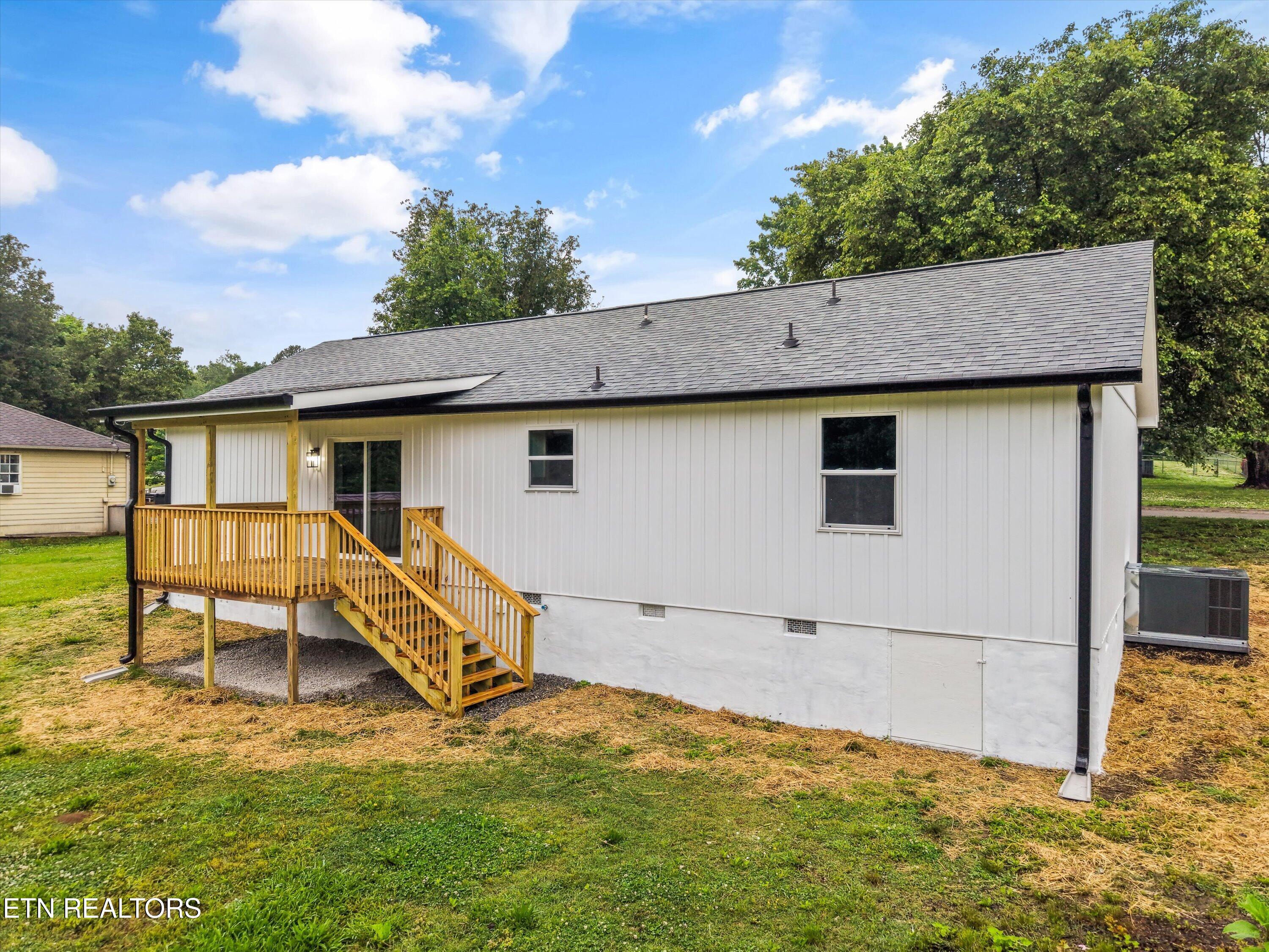 460 Anchor Drive Lenoir City TN 37771