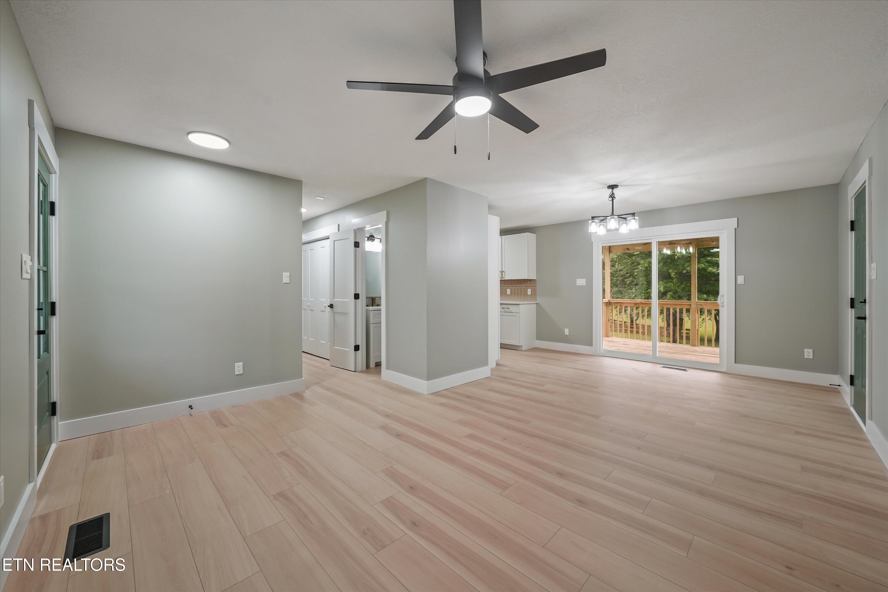 460 Anchor Drive Lenoir City TN 37771