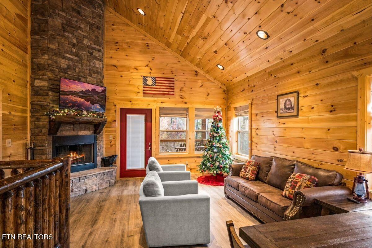 Sevierville TN 37862