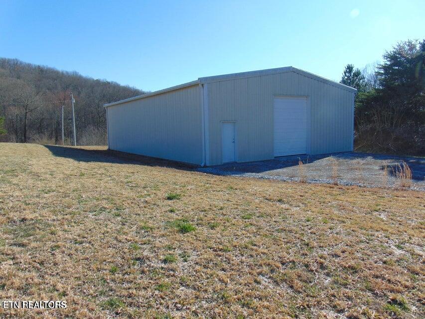 309 Elizabeth Russell Road Speedwell TN 37870