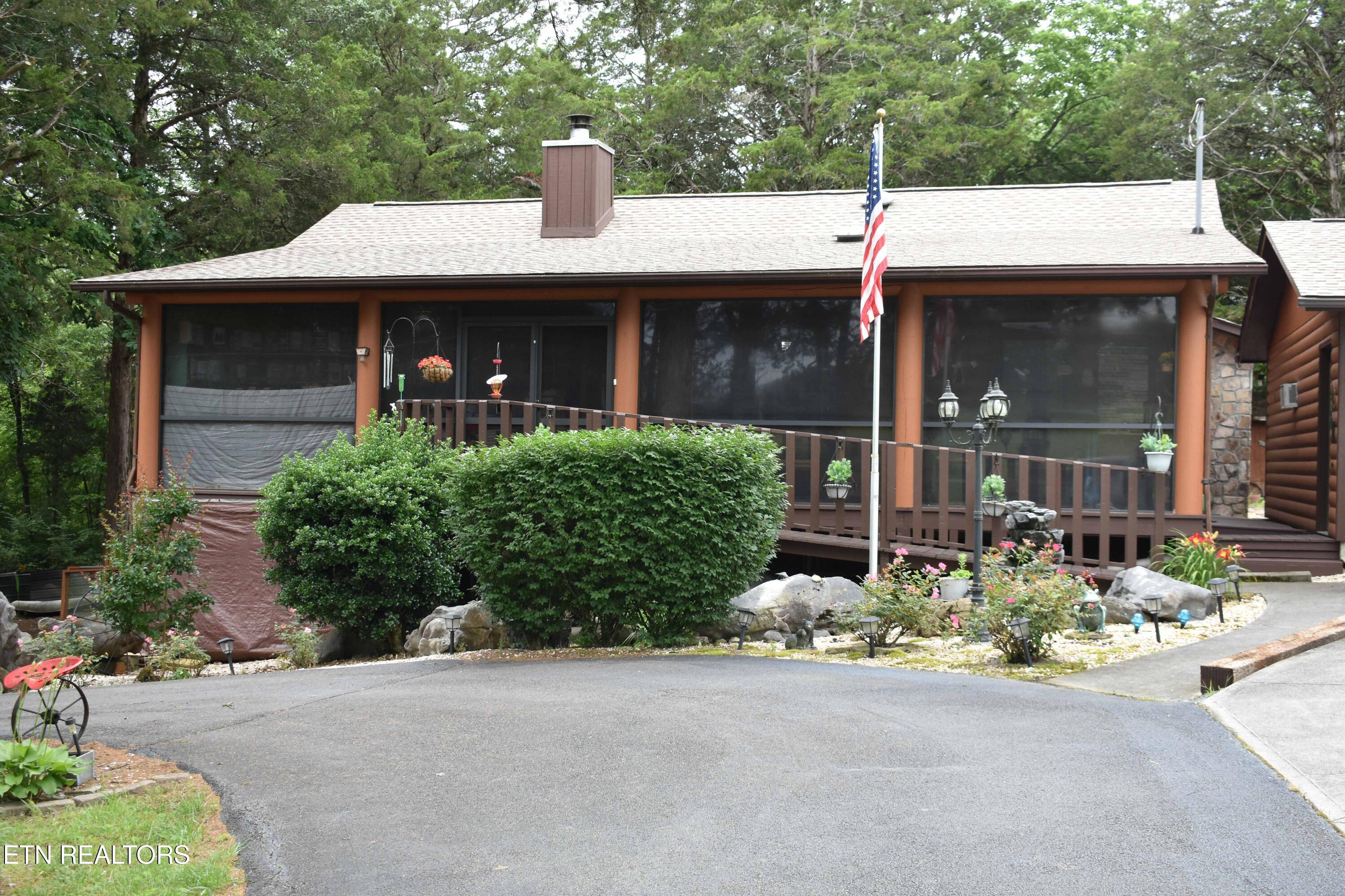 2470 E Walnut Grove Road Sevierville TN 37876
