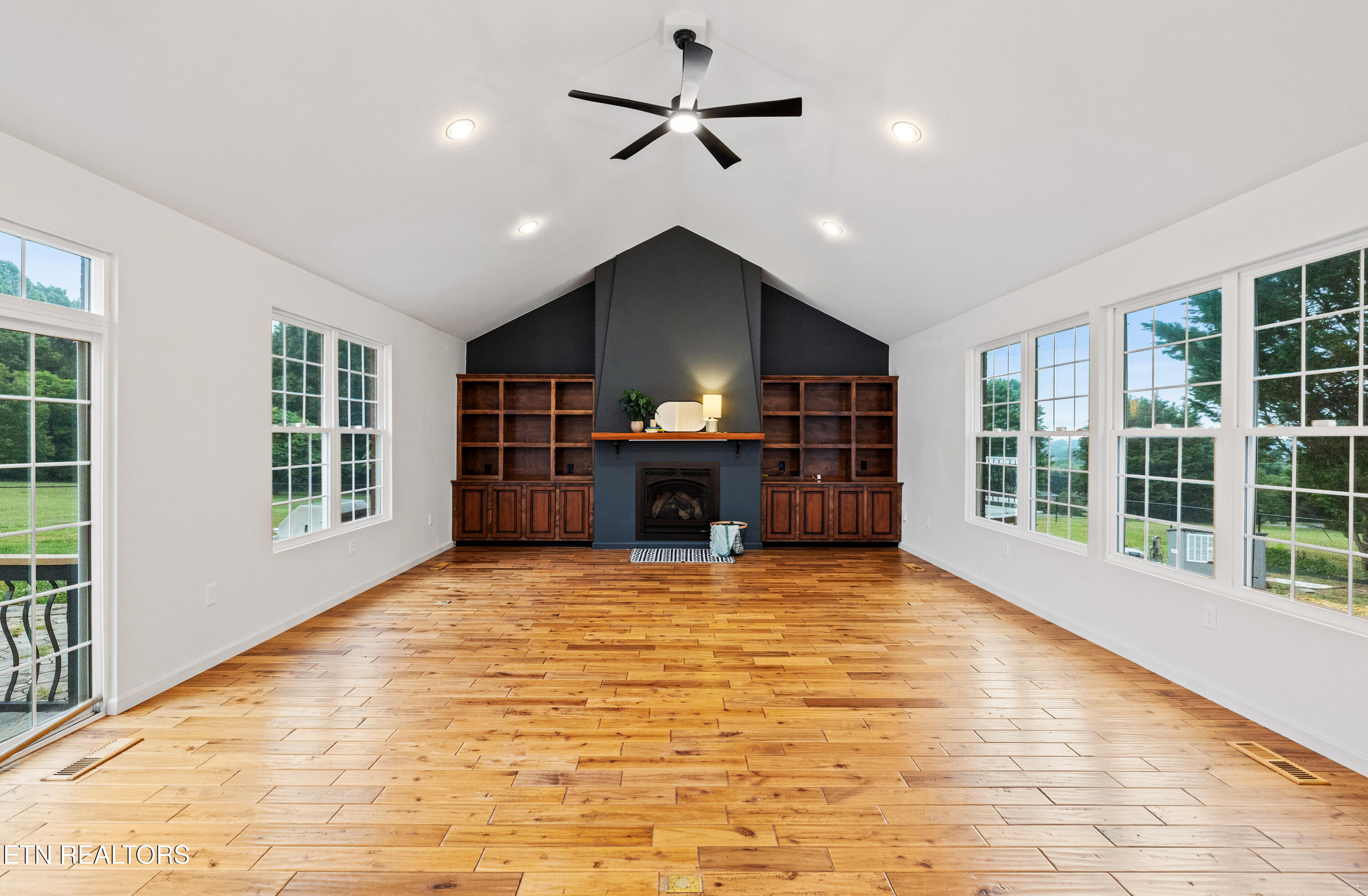 725 Water Oak Drive Seymour TN 37865