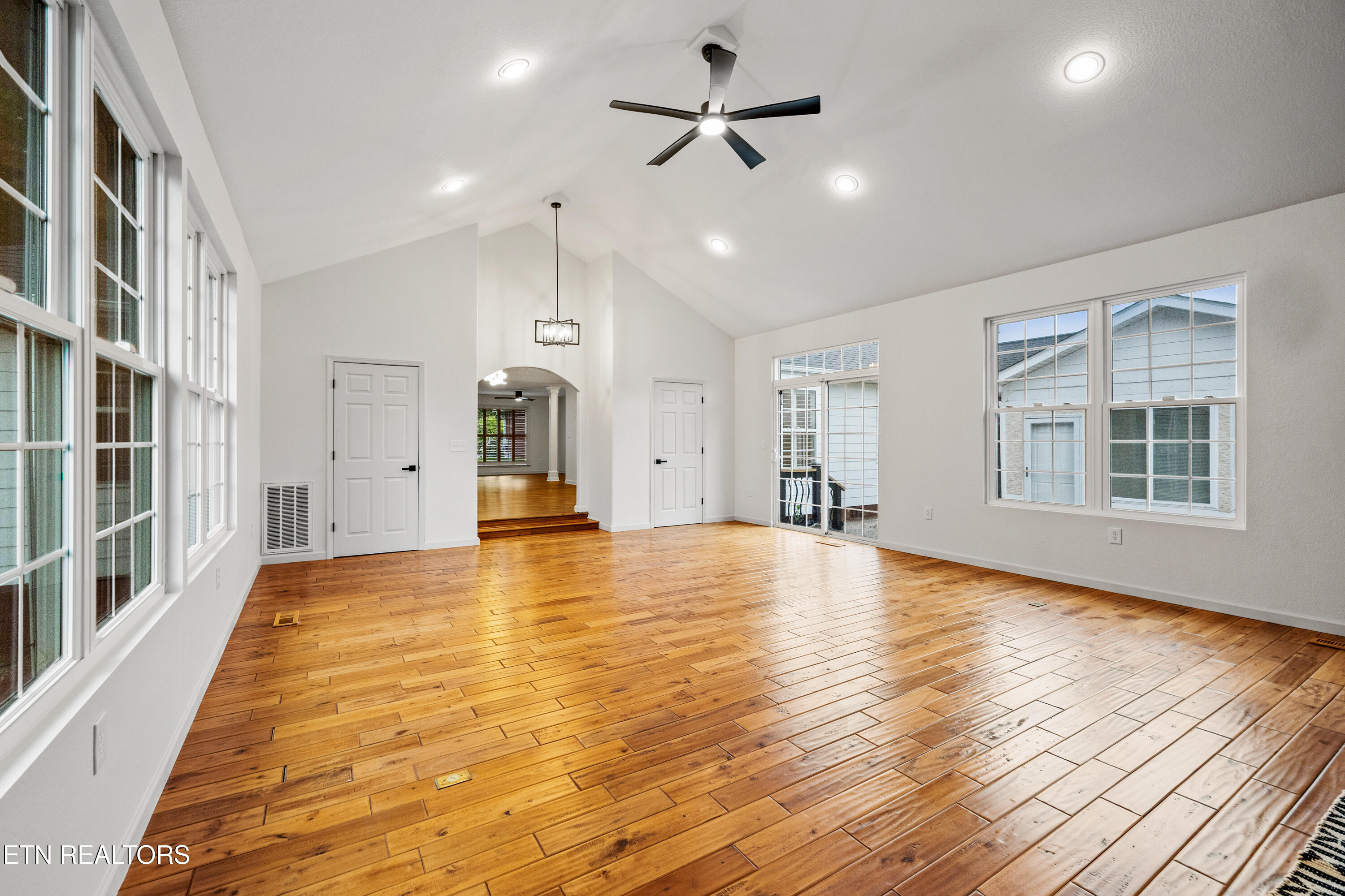 725 Water Oak Drive Seymour TN 37865