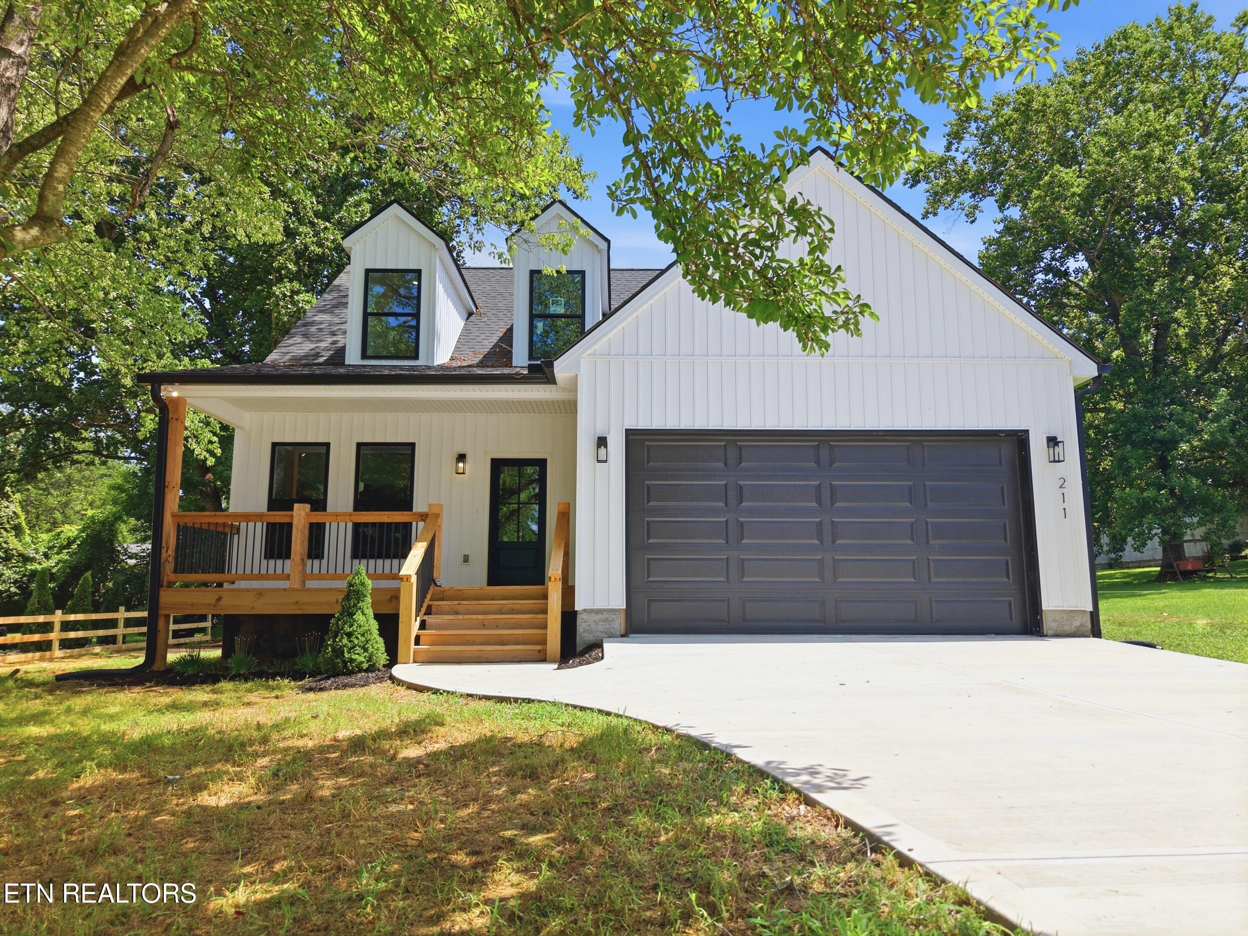 211 Shipe Road Powell TN 37849