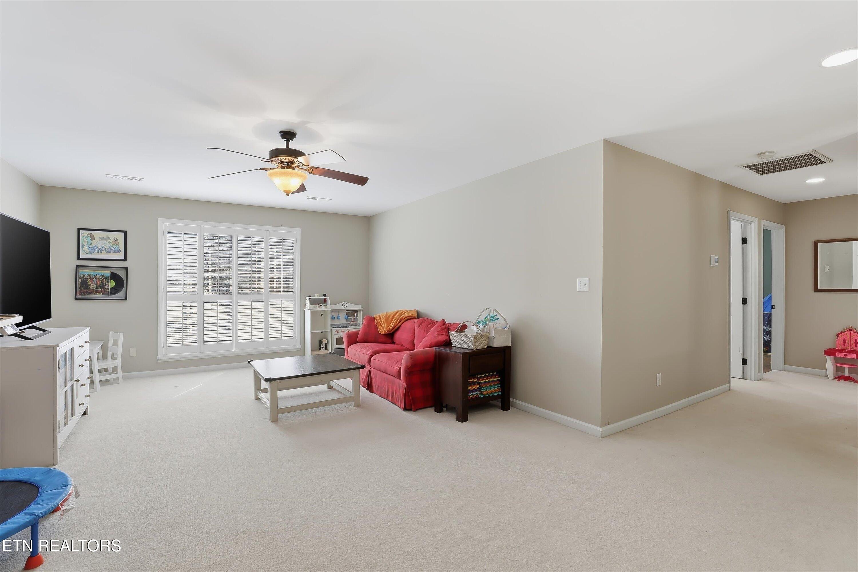 1106 Milam Circle Knoxville TN 37919