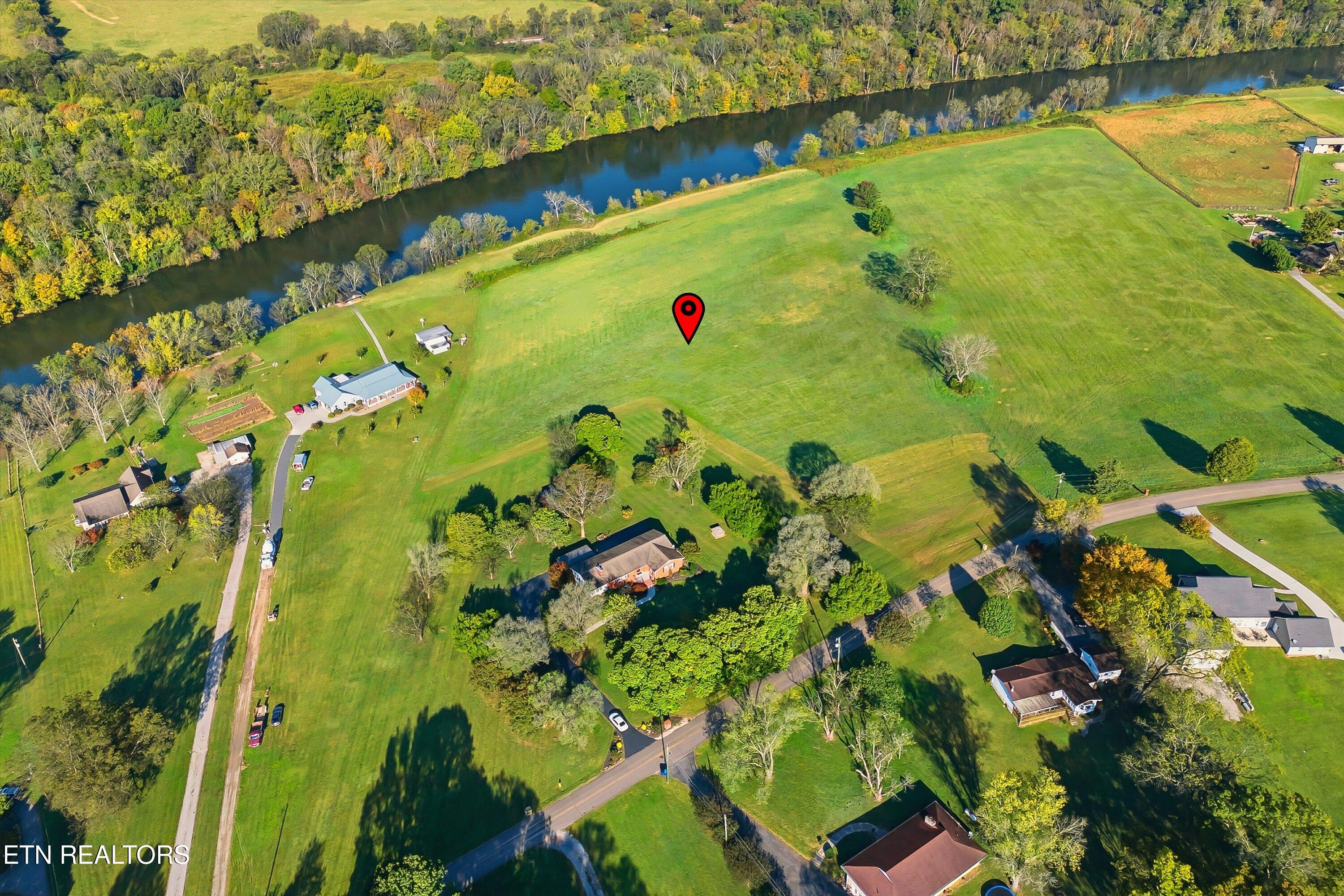 1021 Graves Road Strawberry Plains TN 37871
