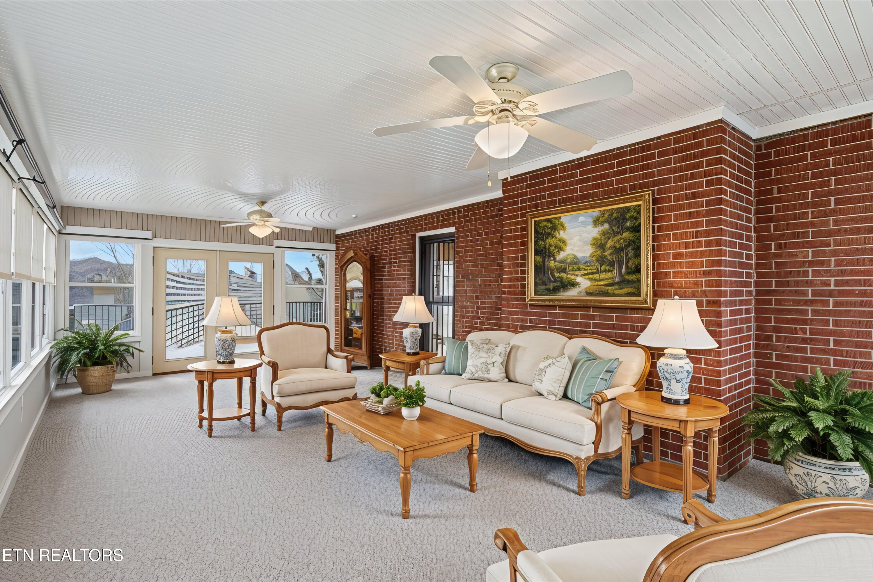 1021 Graves Road Strawberry Plains TN 37871