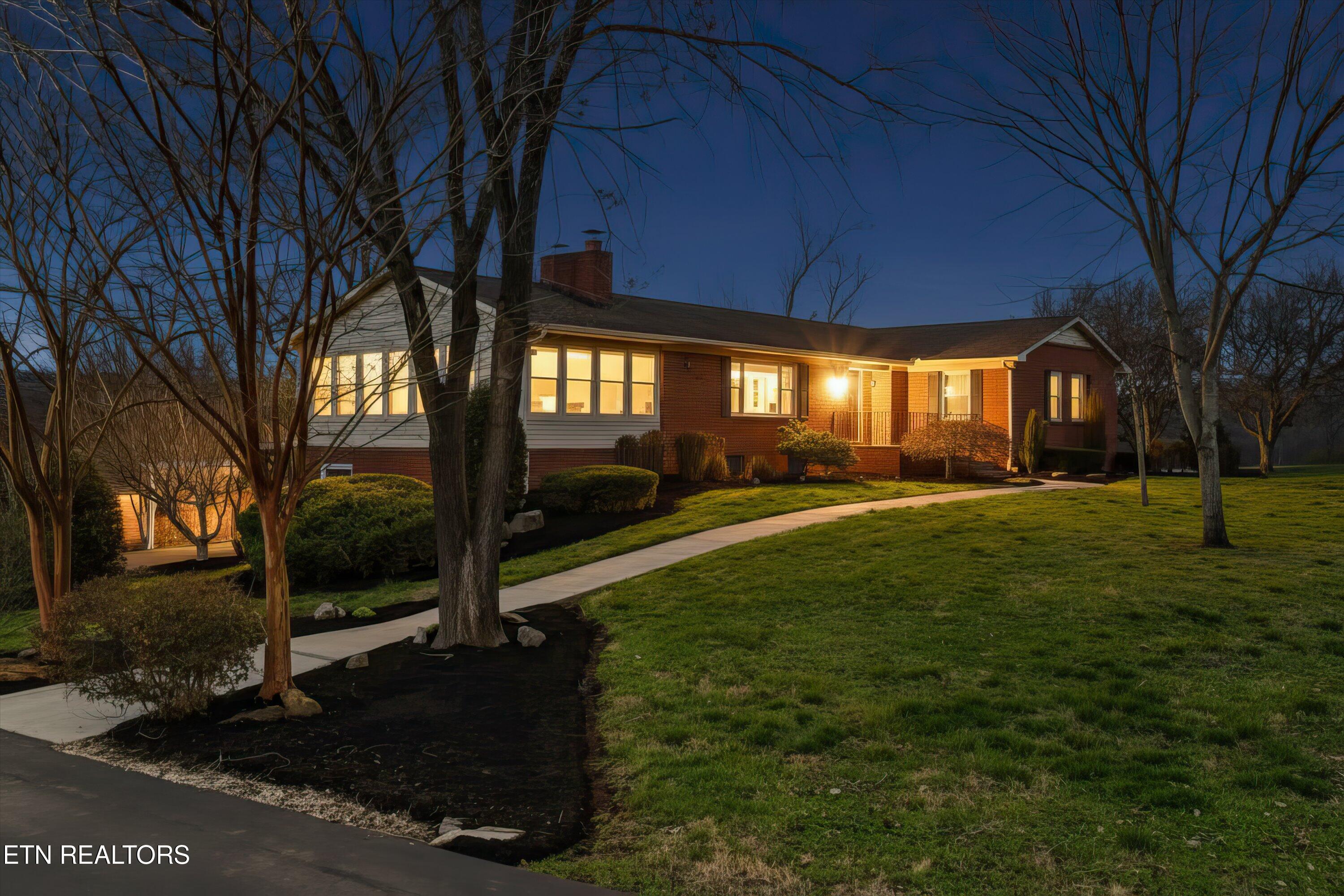 1021 Graves Road Strawberry Plains TN 37871