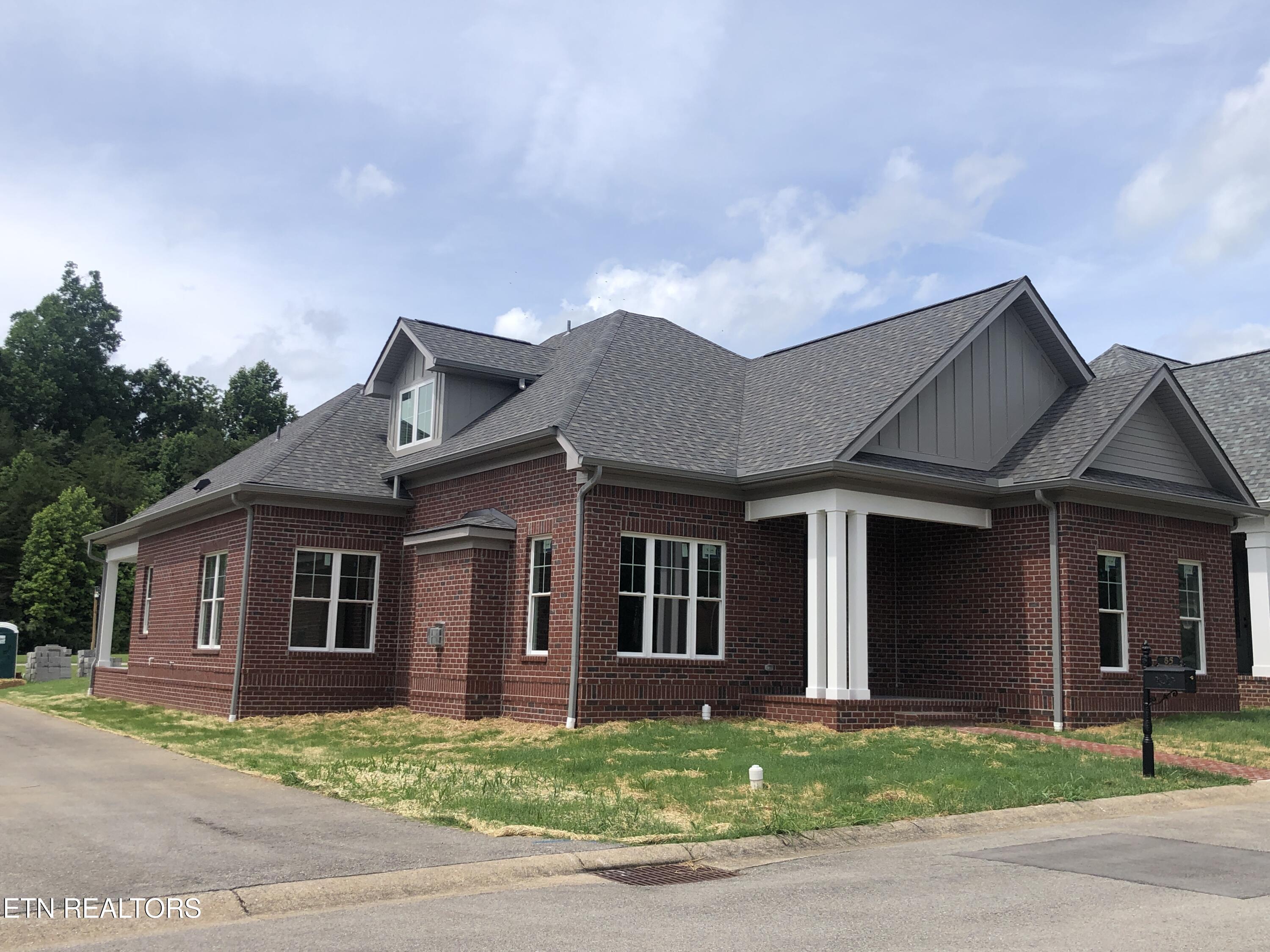 85 Royal Troon Circle Oak Ridge TN 37830