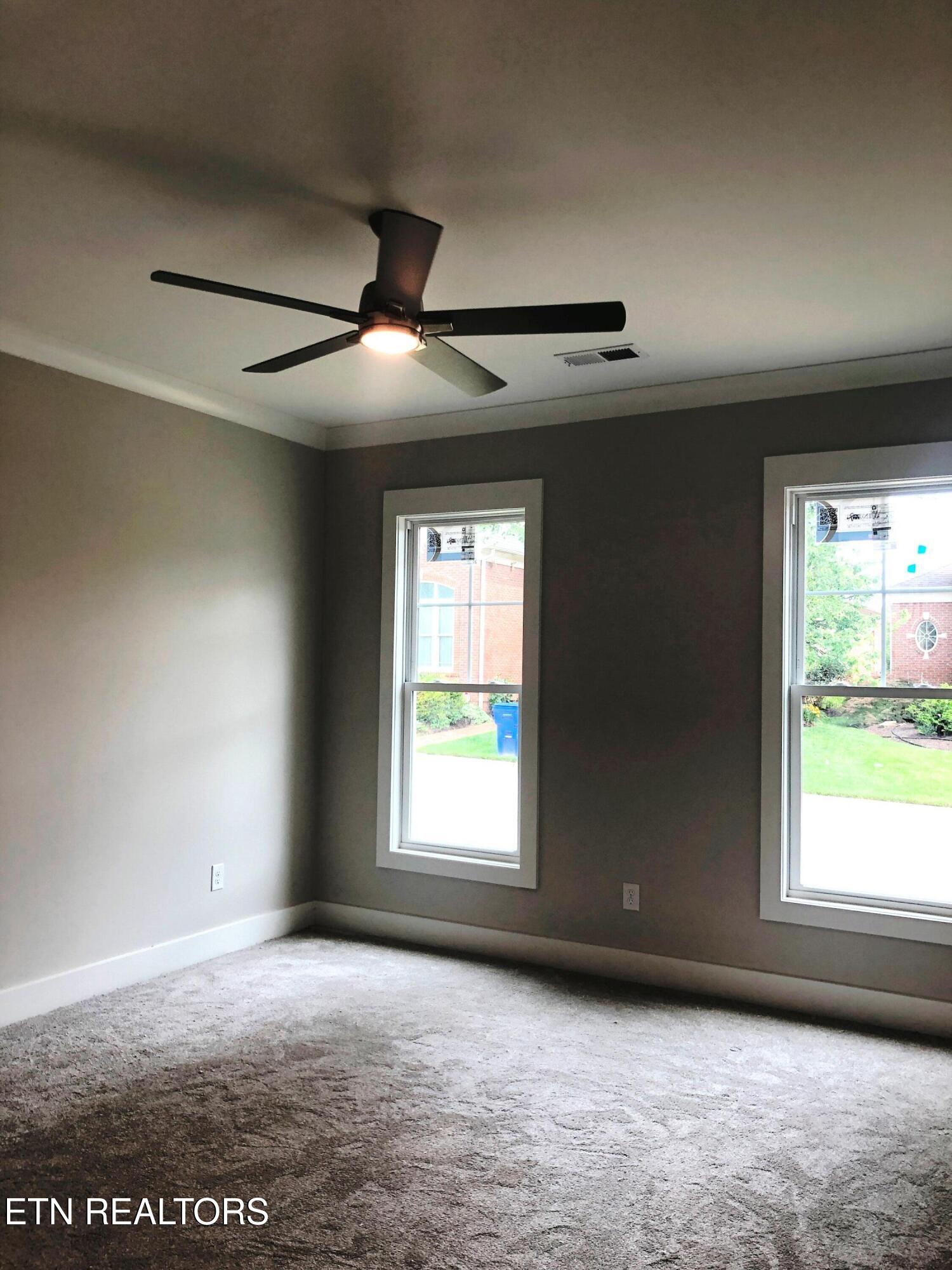 85 Royal Troon Circle Oak Ridge TN 37830