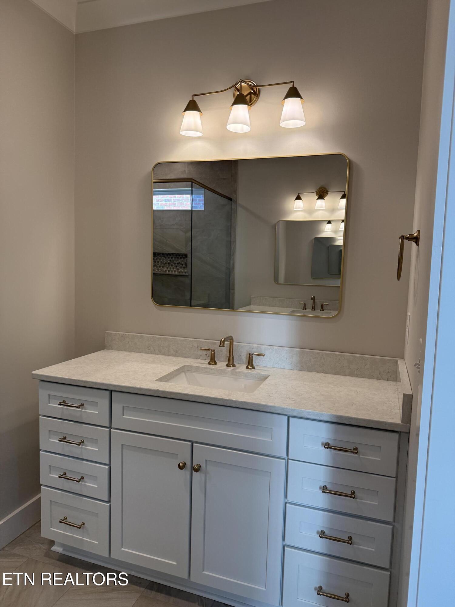 85 Royal Troon Circle Oak Ridge TN 37830