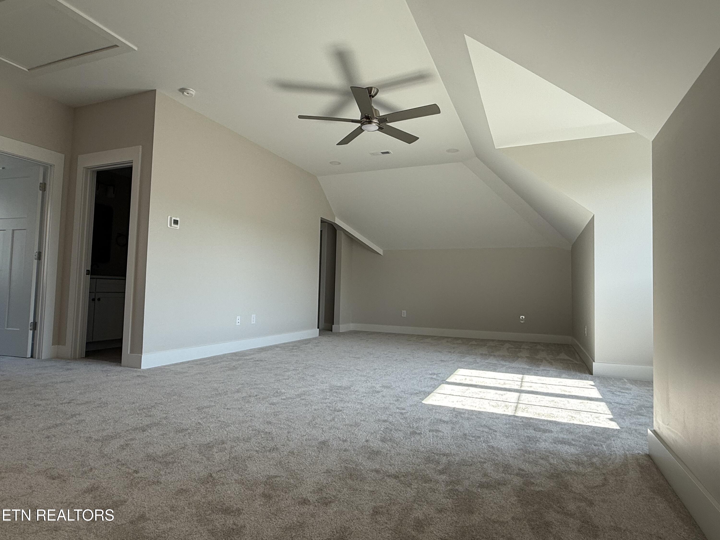 85 Royal Troon Circle Oak Ridge TN 37830
